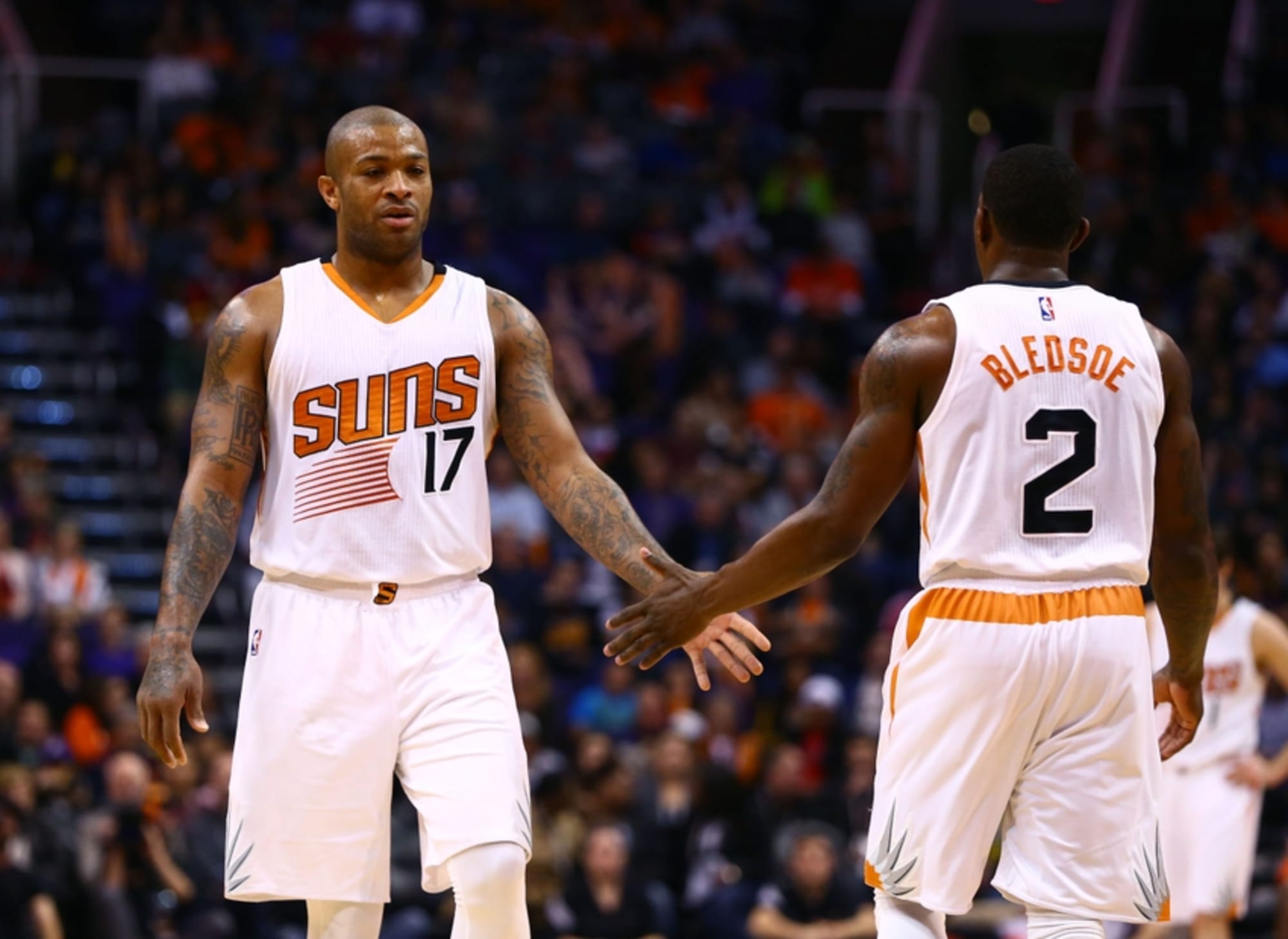 Will Devin Booker, Eric Bledsoe carry Suns to playoffs?