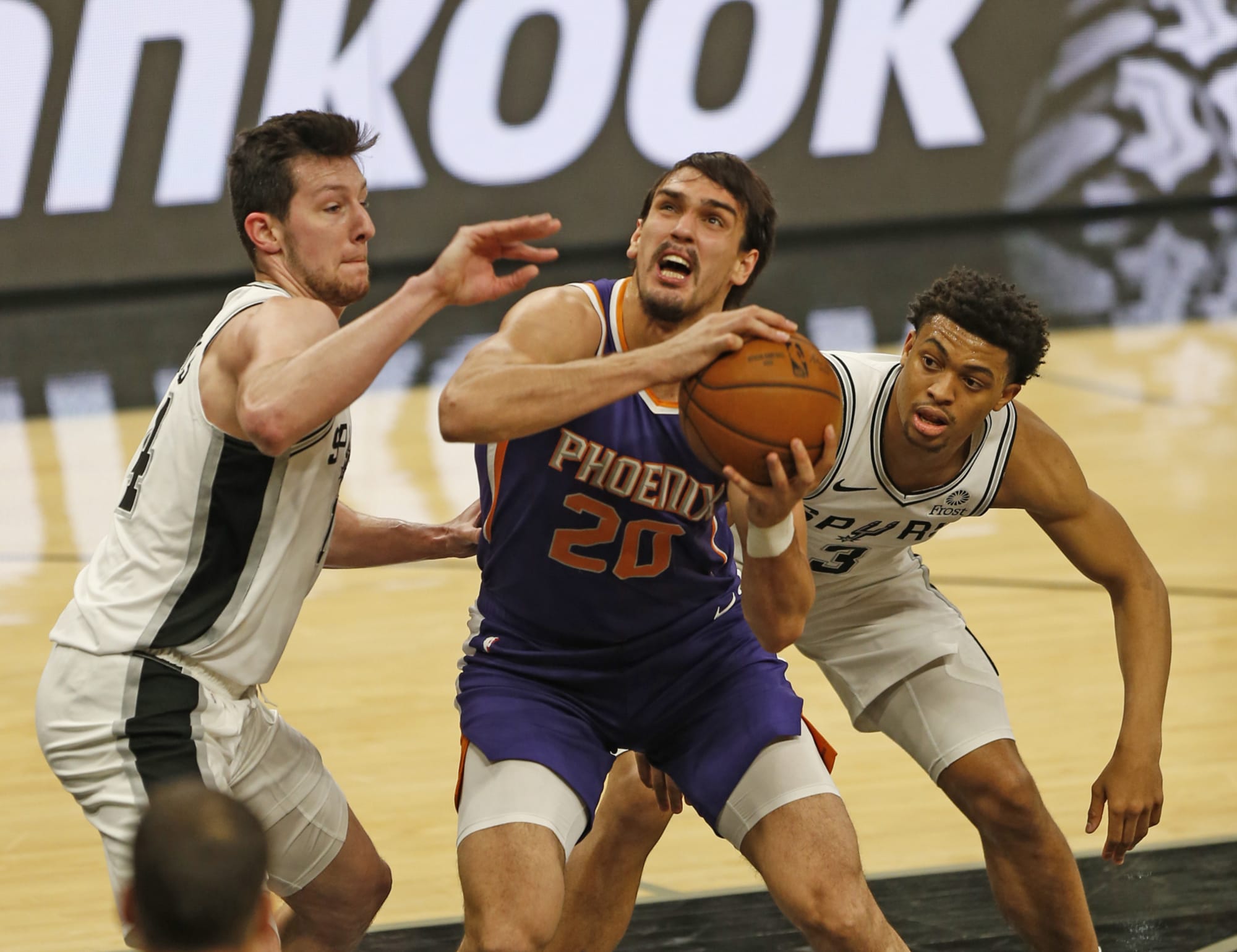 Dario Saric Speaks on Vulnerable Position and Future with Phoenix Suns