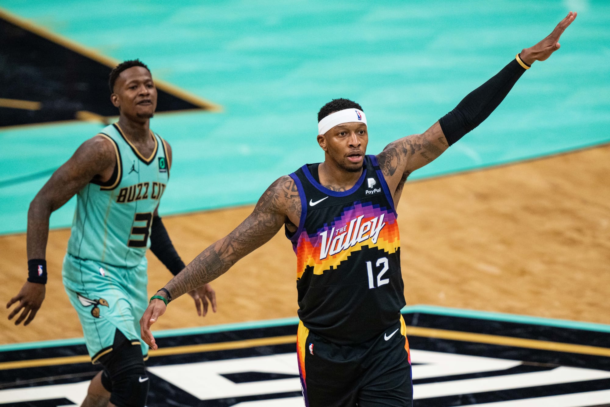 Torrey Craig Labeled as Phoenix Suns' Top Free Agent This Summer - Sports  Illustrated Inside The Suns News, Analysis and More