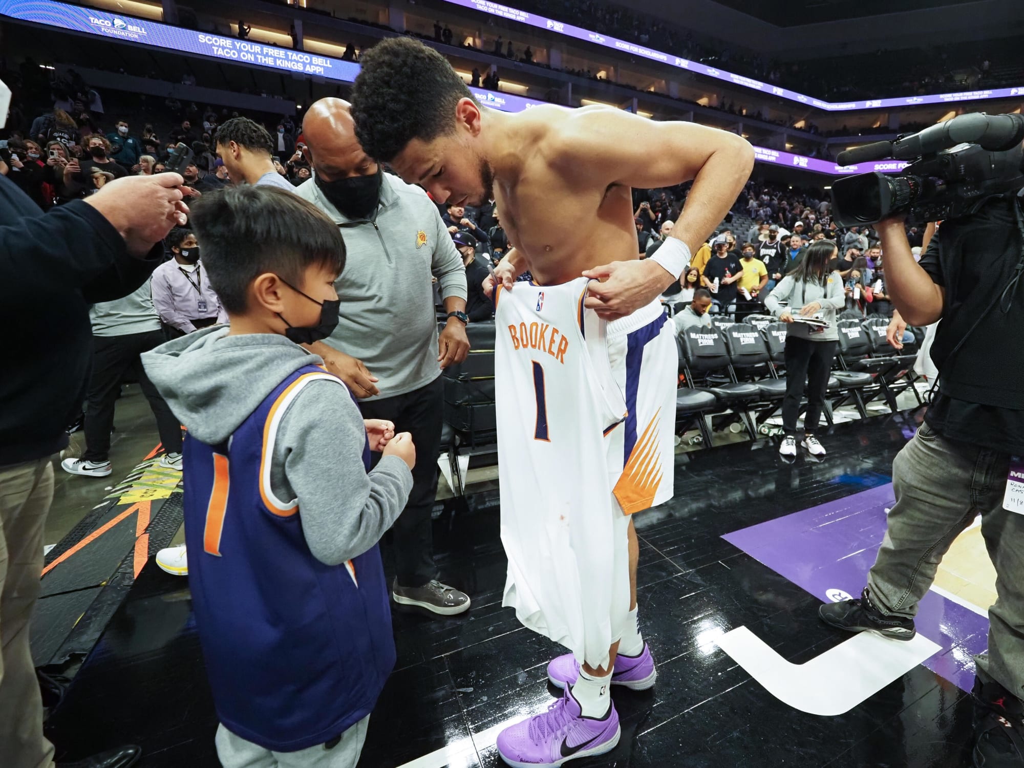 Potential leak of Suns' city jerseys for 2023-24 season, revealed
