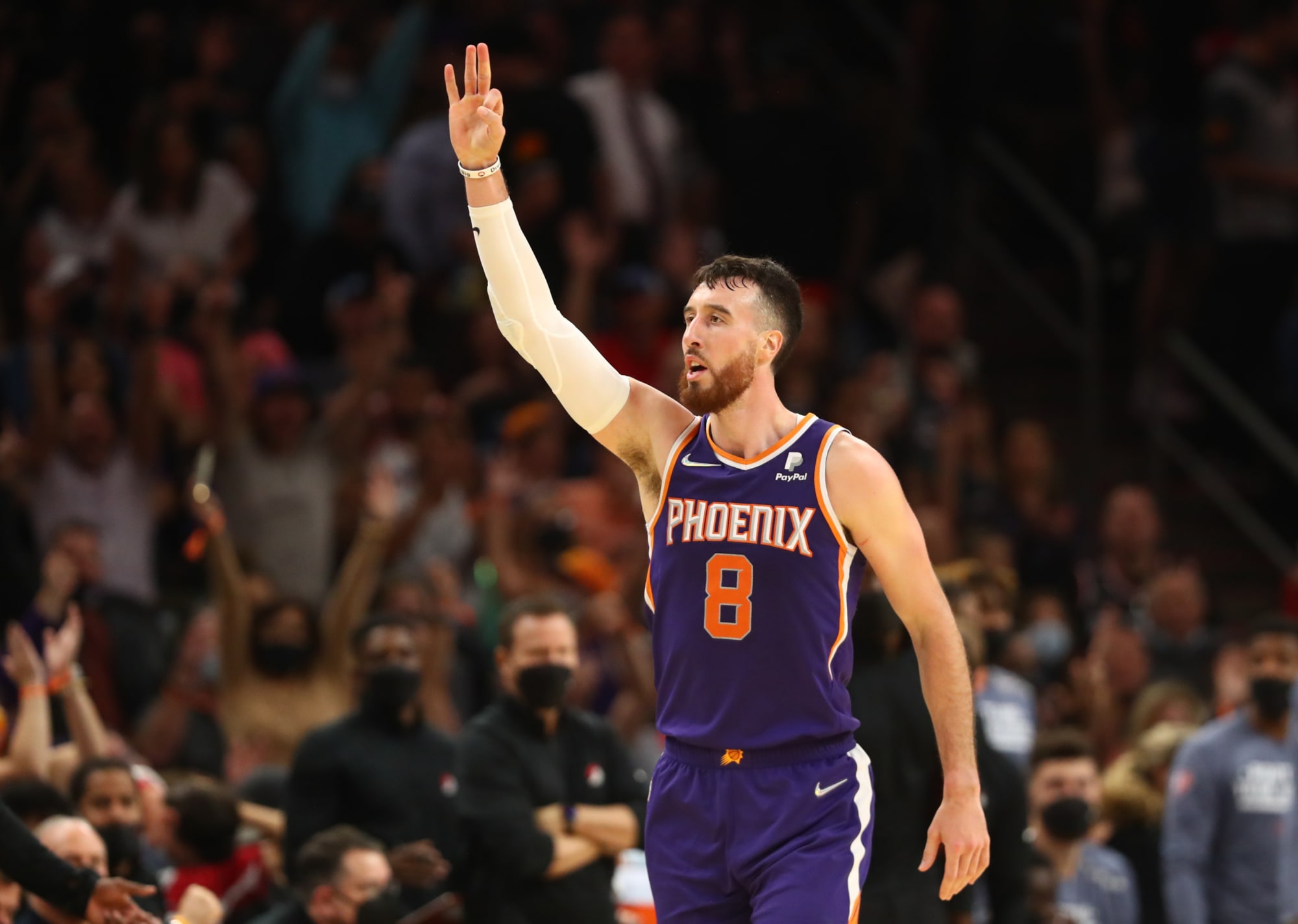 2019-20 Phoenix Suns: Frank Kaminsky III Photo Gallery