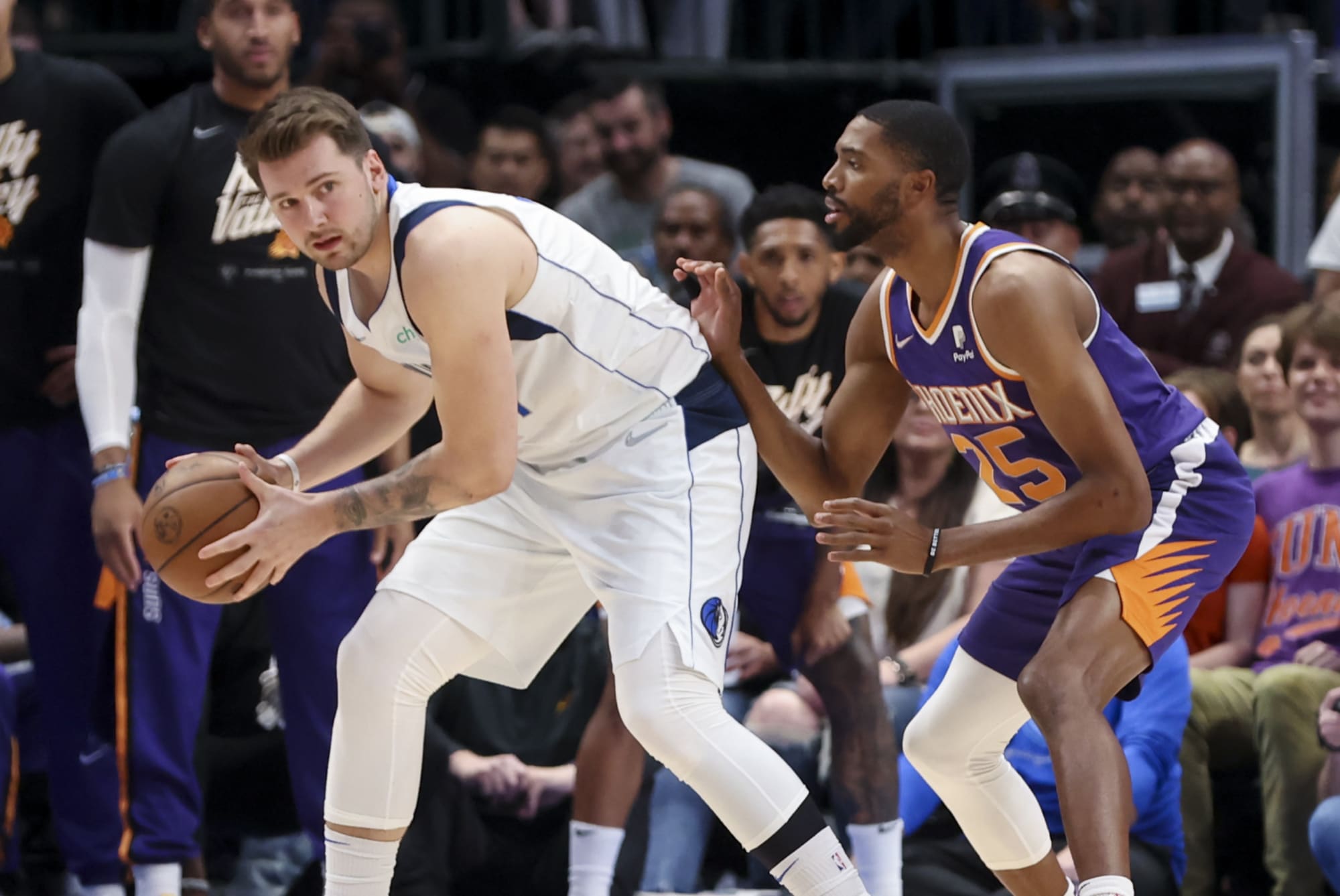 Mikal Bridges' unconventional case for Defensive Player of the Year - PHNX