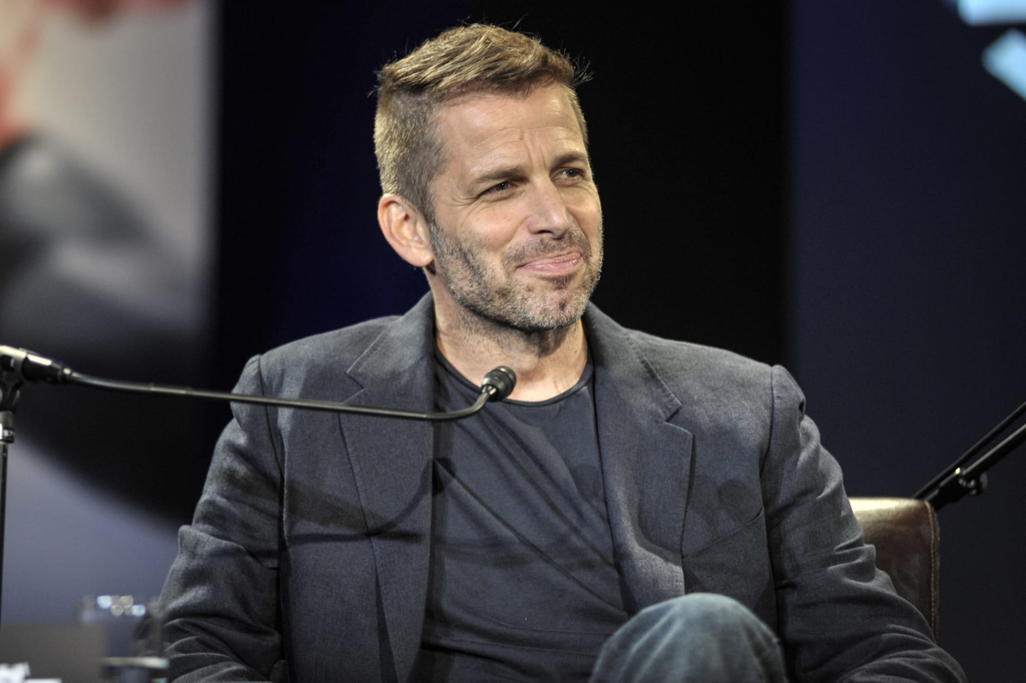 Disney's Star Wars Rejected Zack Snyder Spin-off Idea, Netflix Saved Him  With a $83 Million Budget - FandomWire