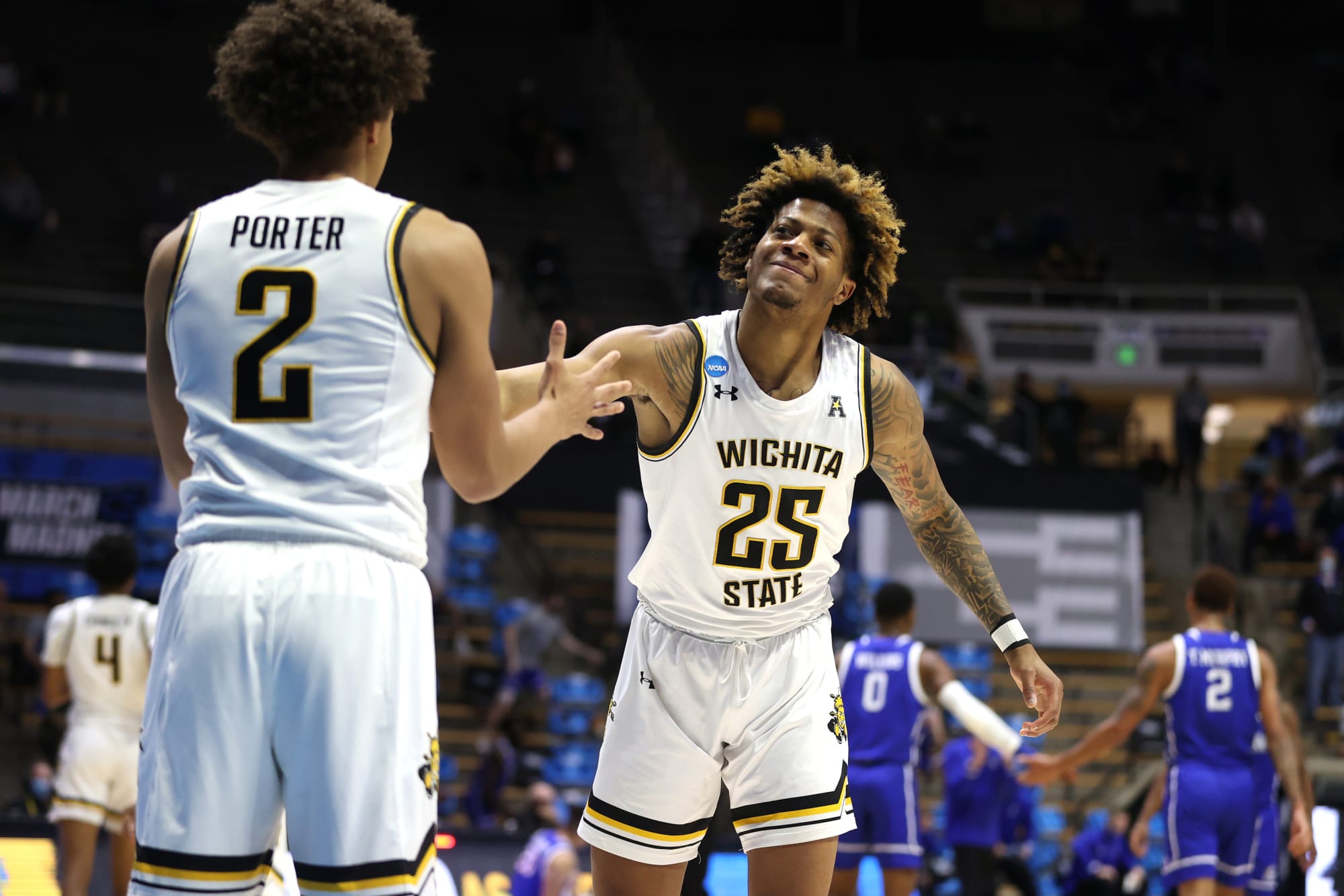 SportsCenter - Shockers continue to roll! 11 Wichita State University  upsets 6 Arizona Wildcats Men's Basketball, 65-55, to move into the 2nd  round.