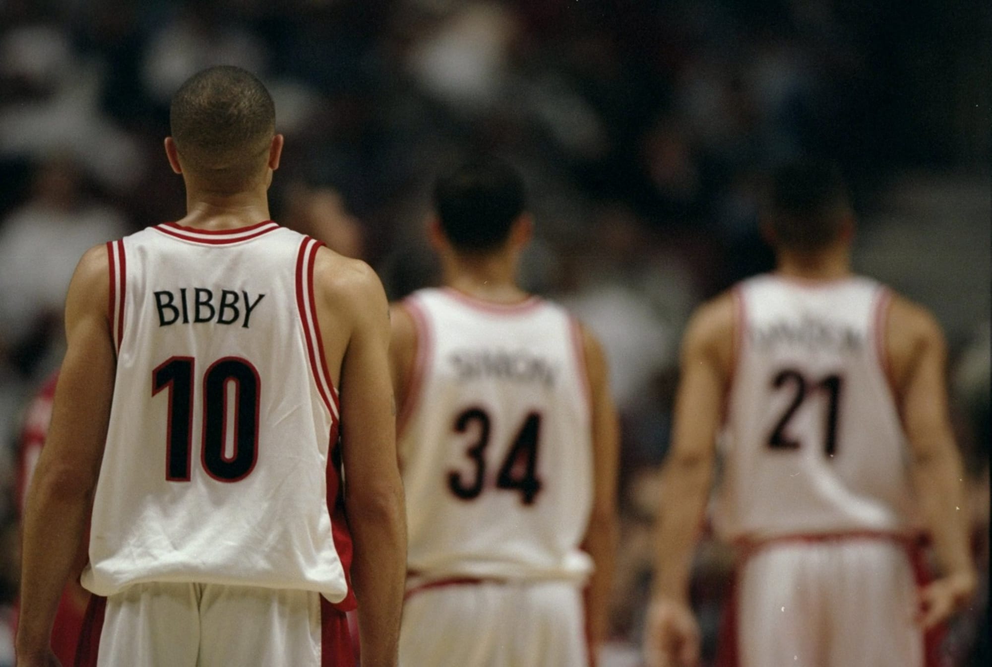 Men's Basketball Releases New Uniforms - A Nod to 1988 - University of  Arizona Athletics