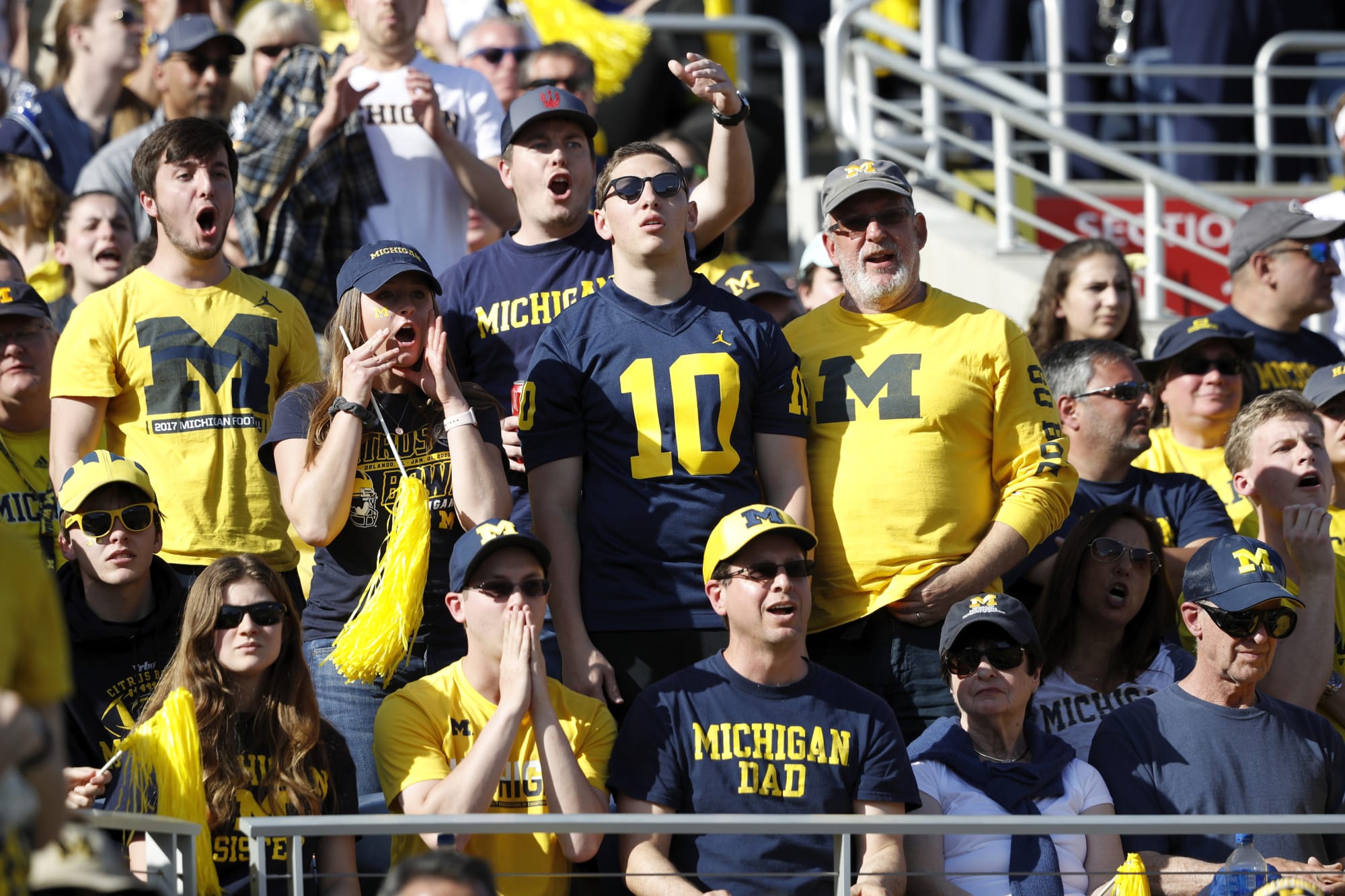 Michigan football fans react to Ohio State's performance in National.