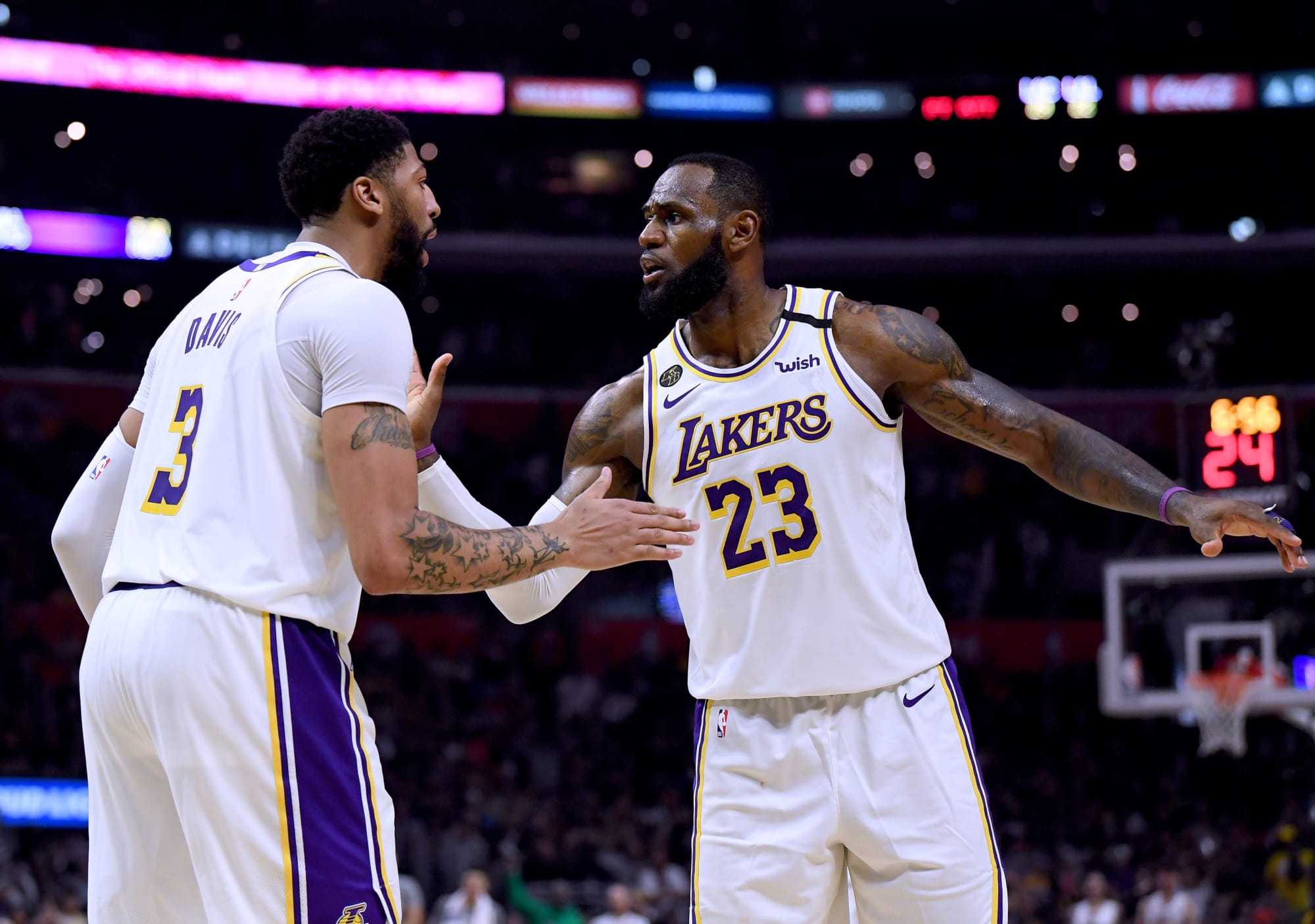 Los Angeles Lakers: Starting lineup locks, fringe, and ...