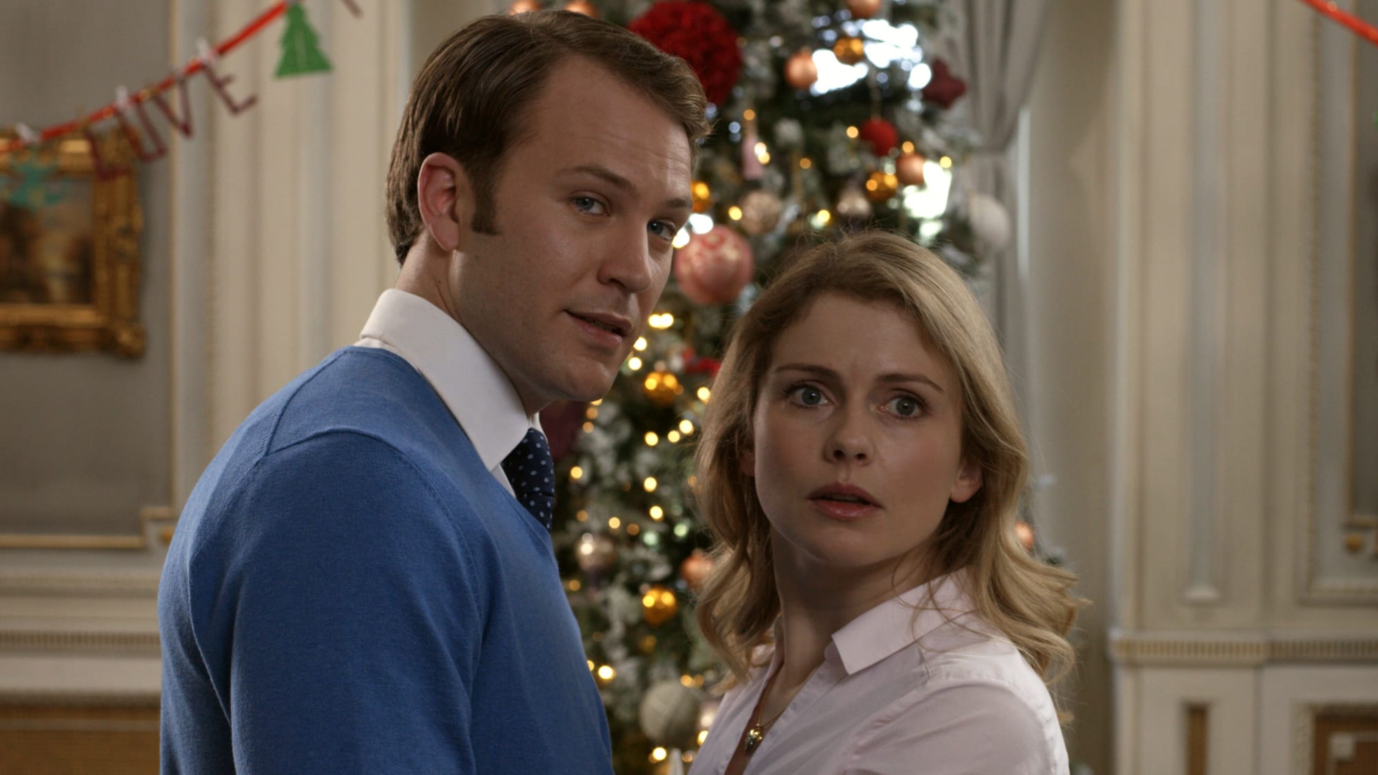 A Christmas Prince and the 10 best romantic Christmas movies on Netflix