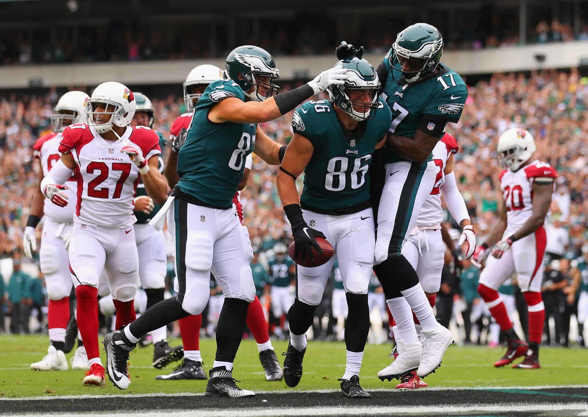 Arizona Cardinals Domination by Eagles in first half