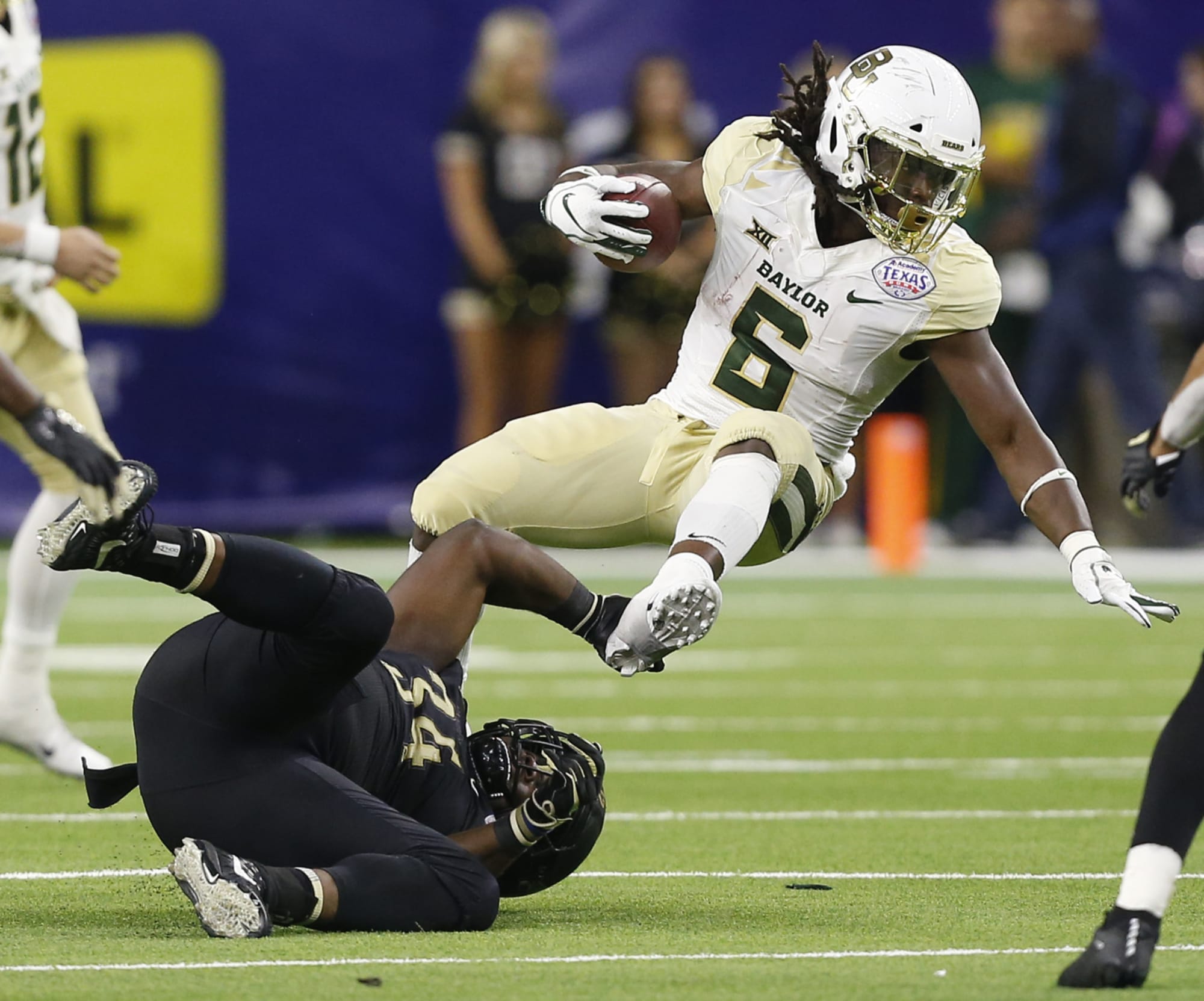 Baylor football: Run game shows off in blowout win over UTSA