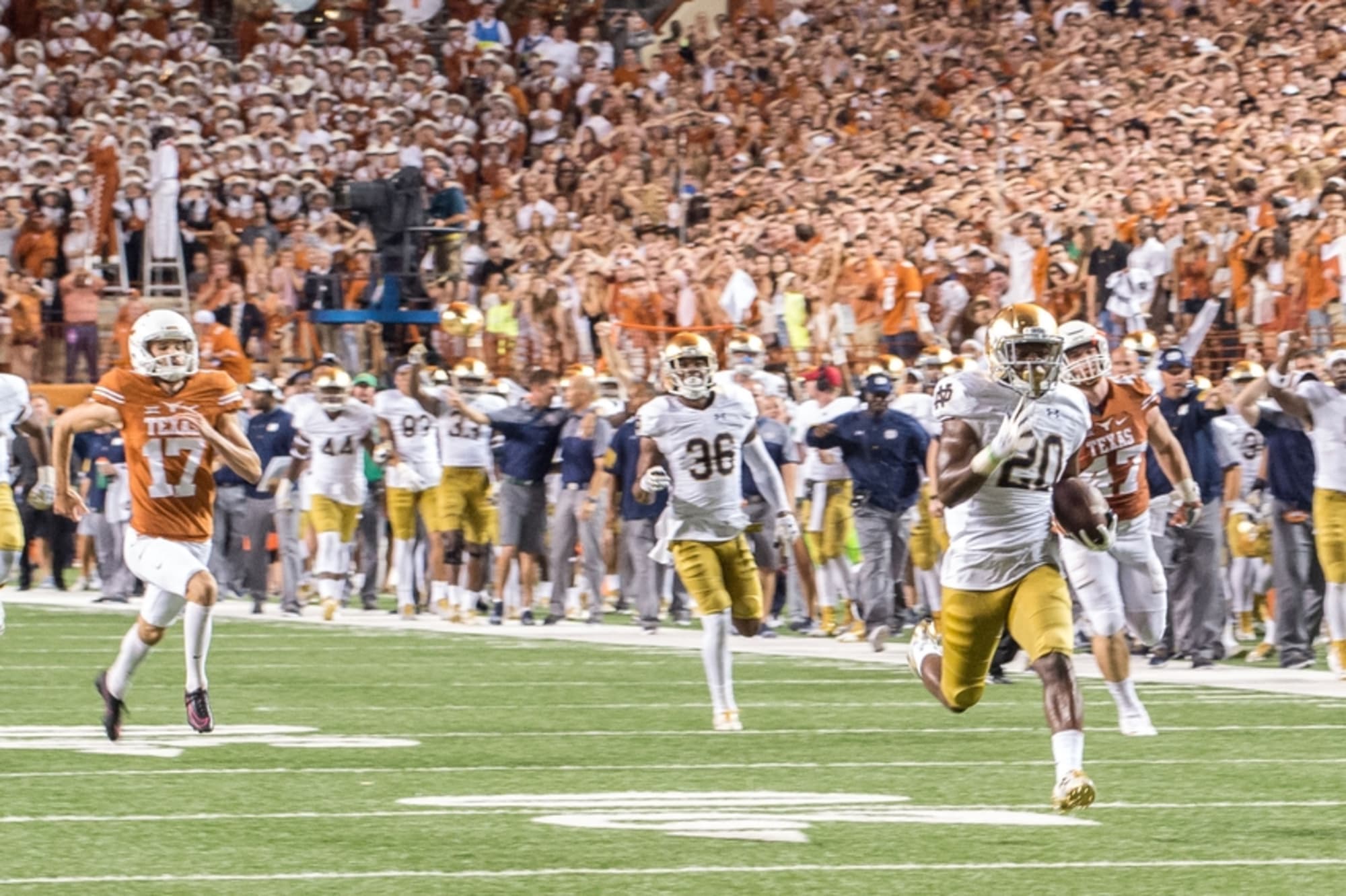 Notre Dame Football: Top 10 Images of the 2016 Season