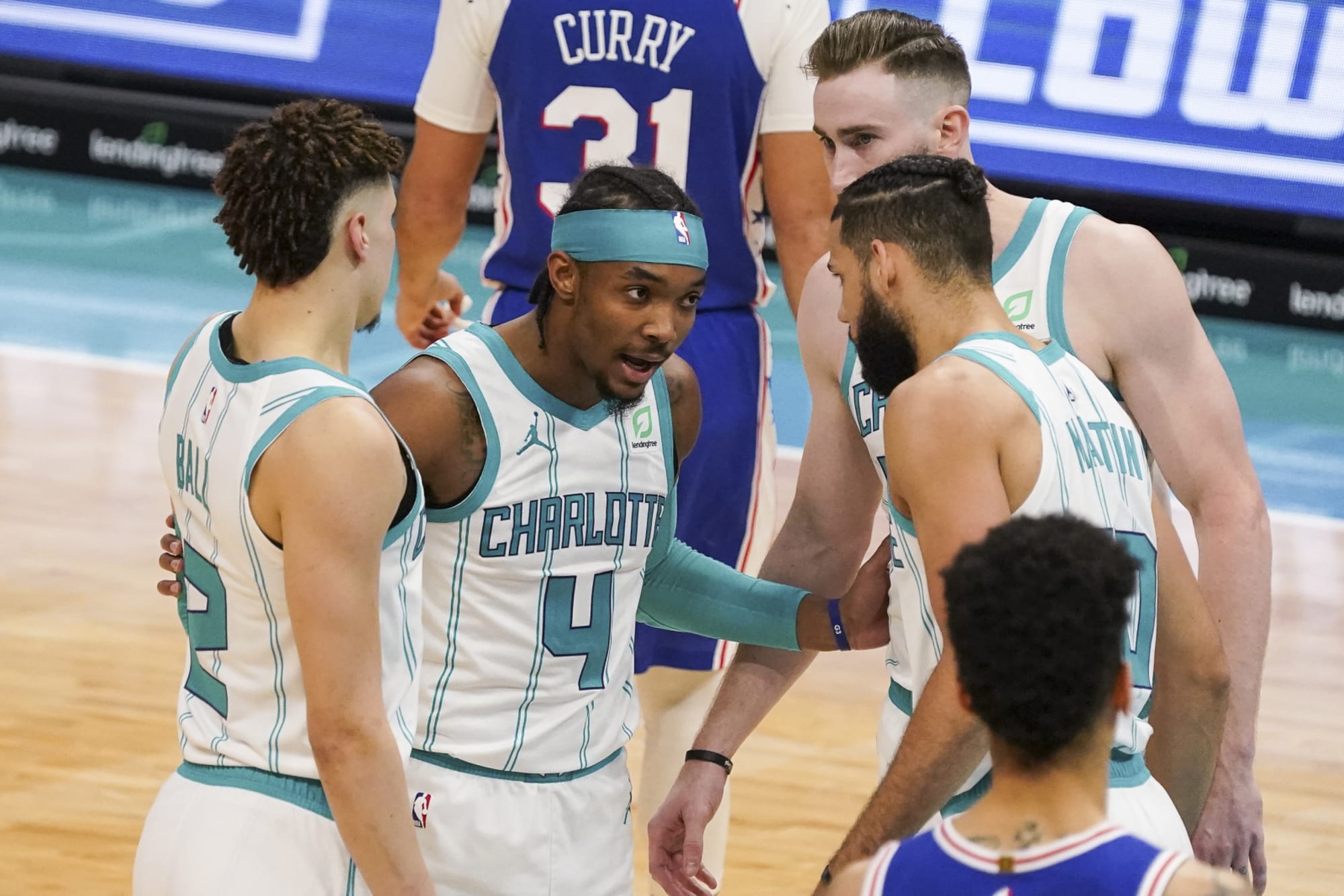 Charlotte Hornets: Thumbs up and thumbs down in loss vs. 76ers
