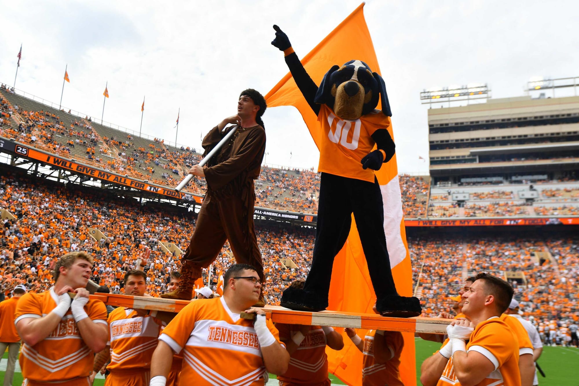 Tennessee football Ranking all 12 games by difficulty on Vols’ 2022