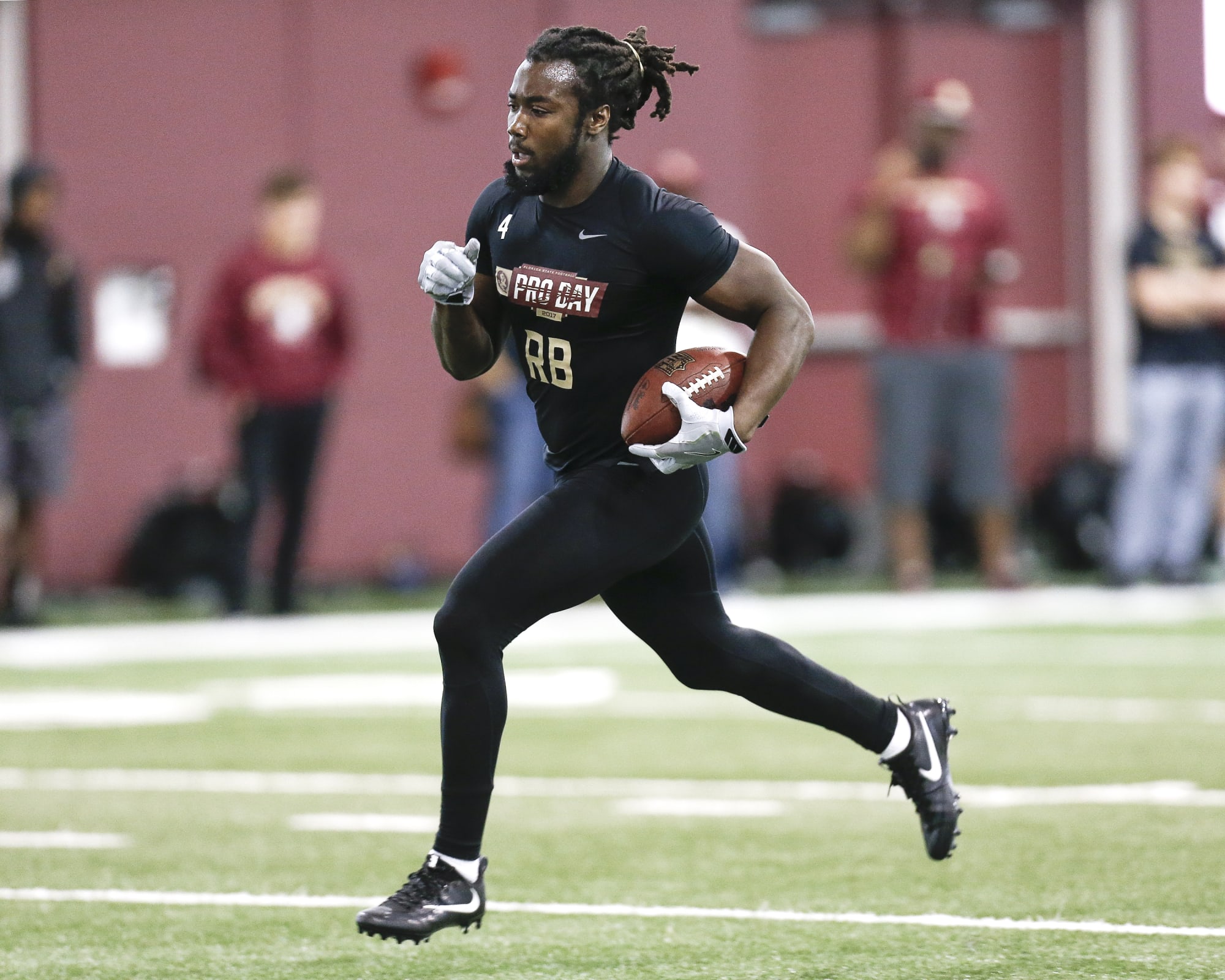 NFL Draft 2017: Dalvin Cook makes a lot of sense for Tampa Bay Buccaneers