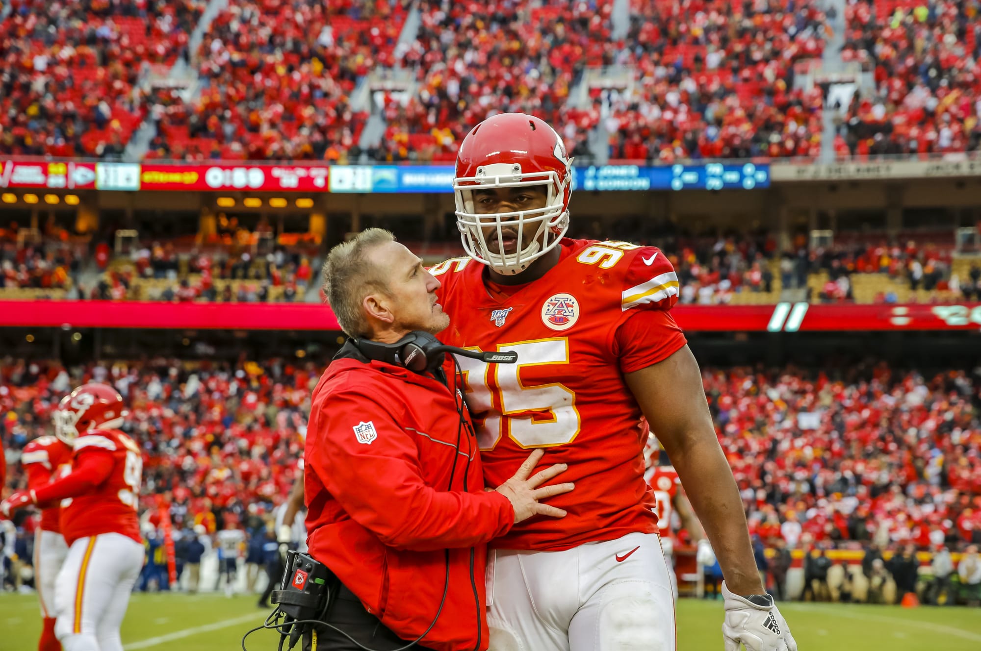 KC Chiefs: Chris Jones' legit switchand other lessons learned on Thursday