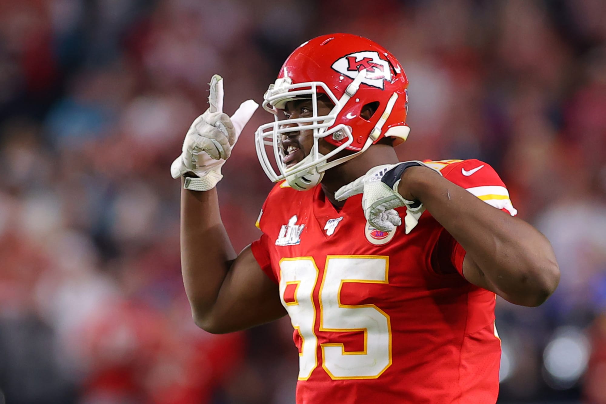 Bill Barnwell proposes Chiefs trade Chris Jones to Dolphins