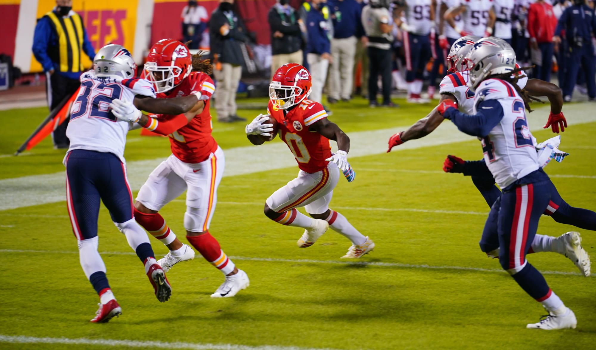 Kansas City Chiefs rely on defense to beat the New England Patriots