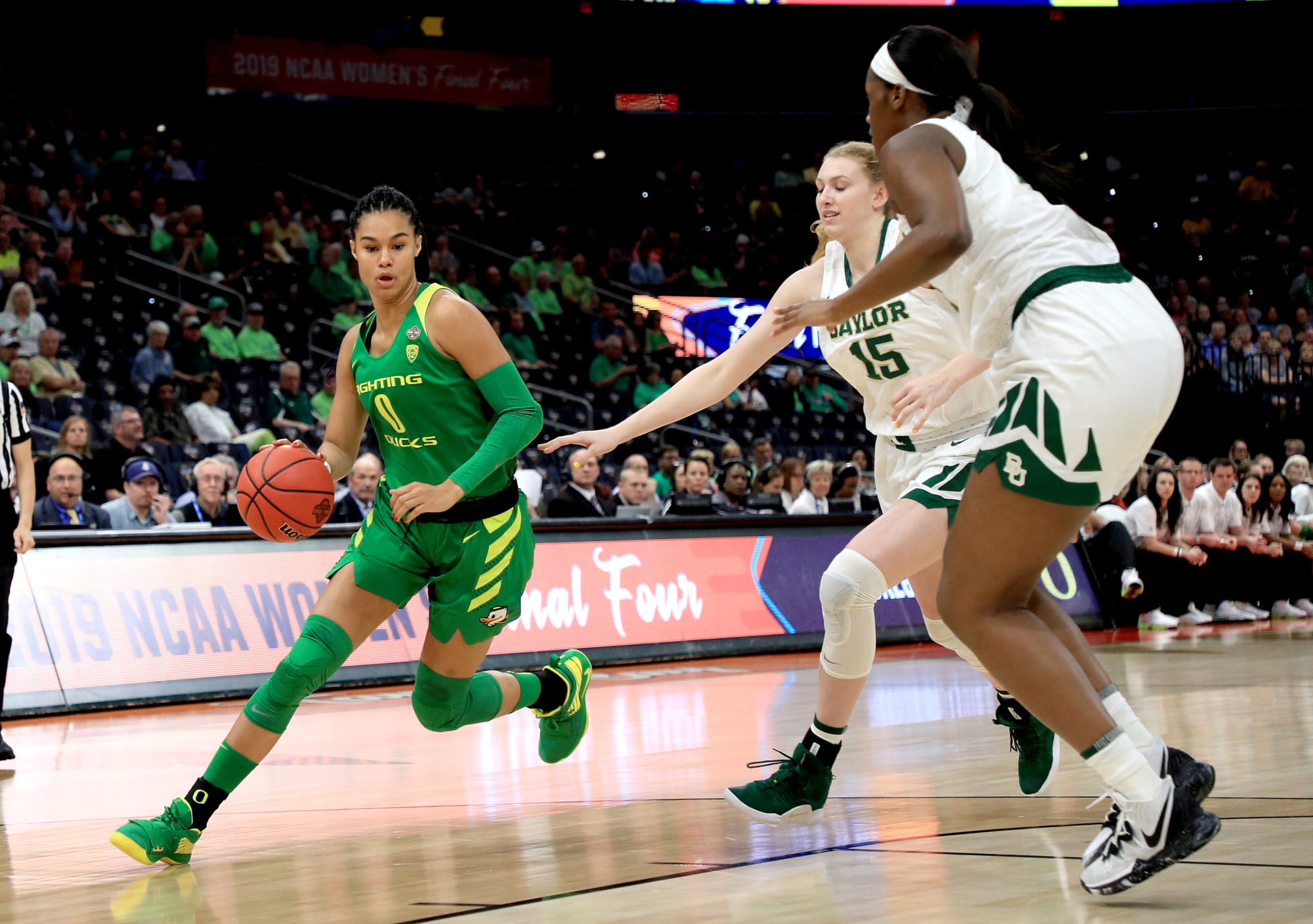 Oregon Women's Basketball Ducks Focus on Frontcourt