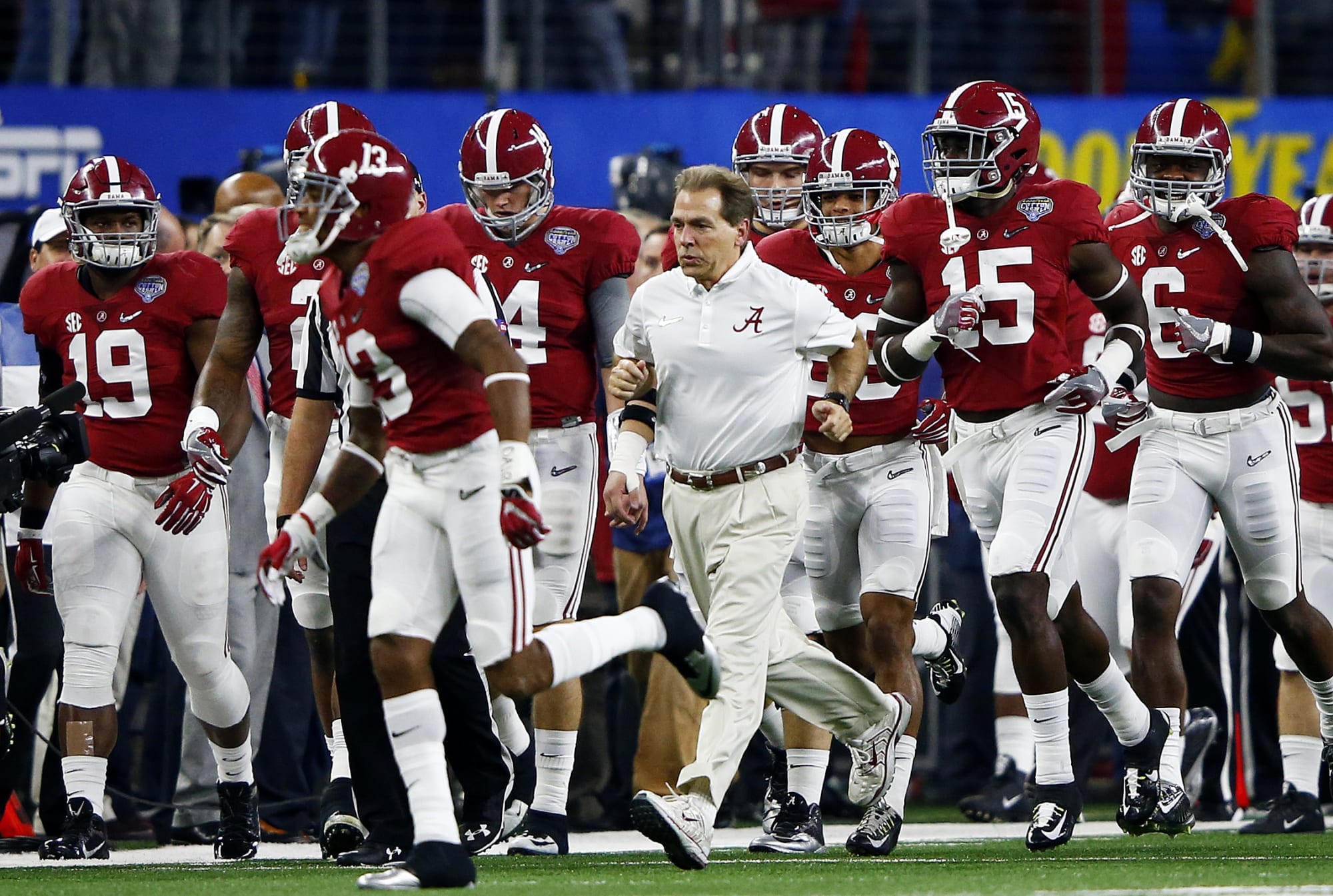 Alabama Football Tide recruiting numbers crunch, 22 recruits for 10 slots