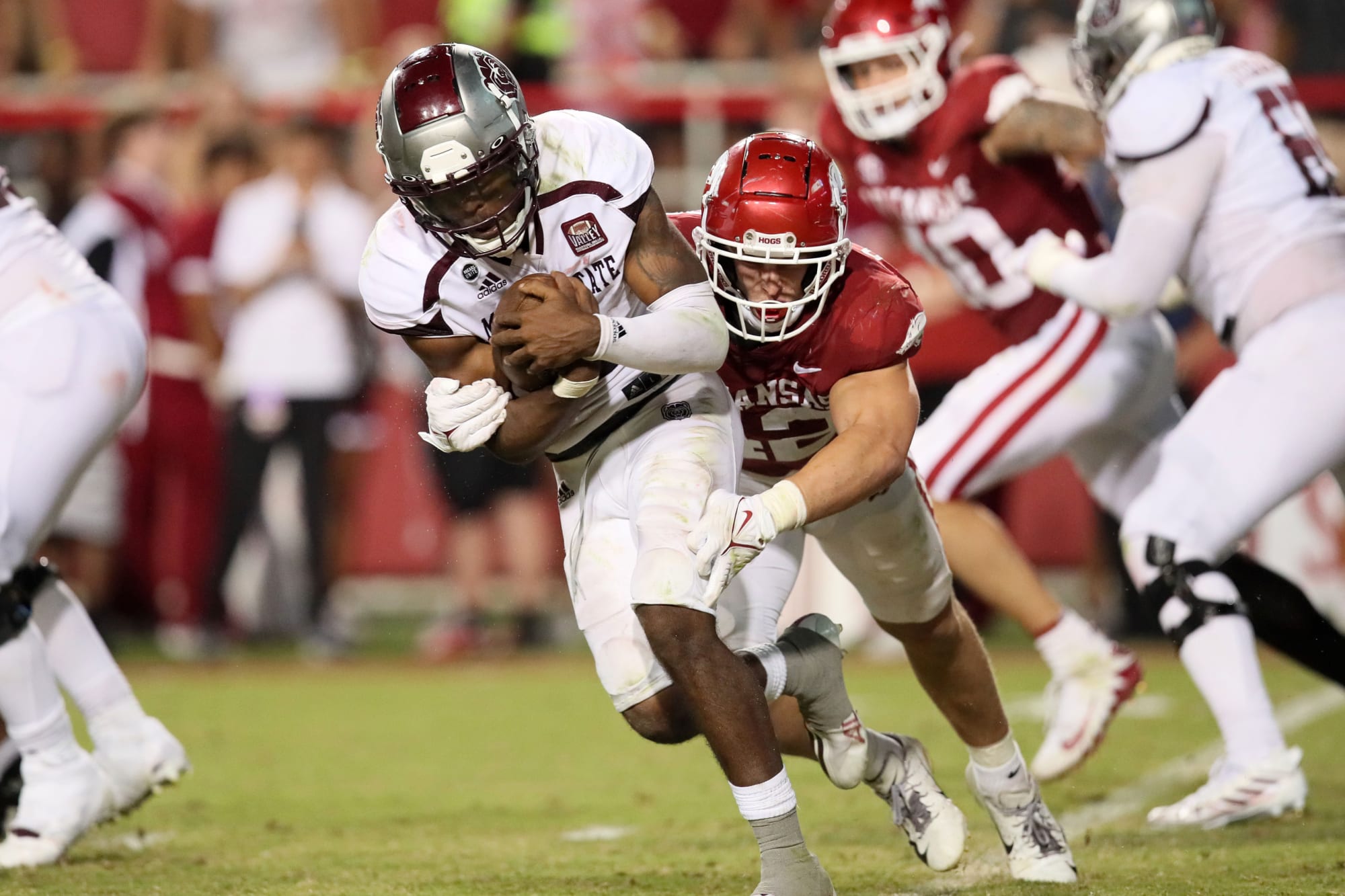 alabama-football-on-a-red-out-and-arkansas-sack-monsters-flipboard