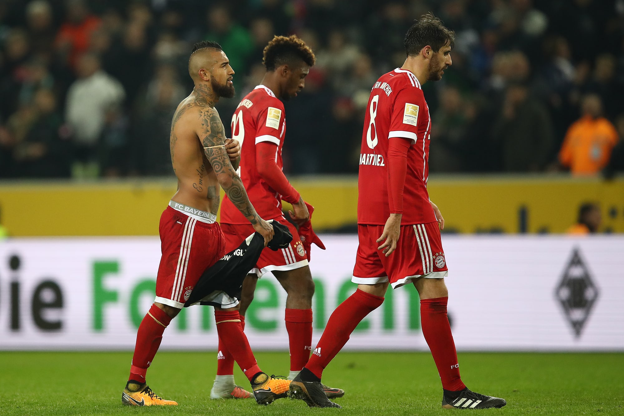 Bayern Munich Fall 2 1 To An Inspired Monchengladbach Player Grades 4910