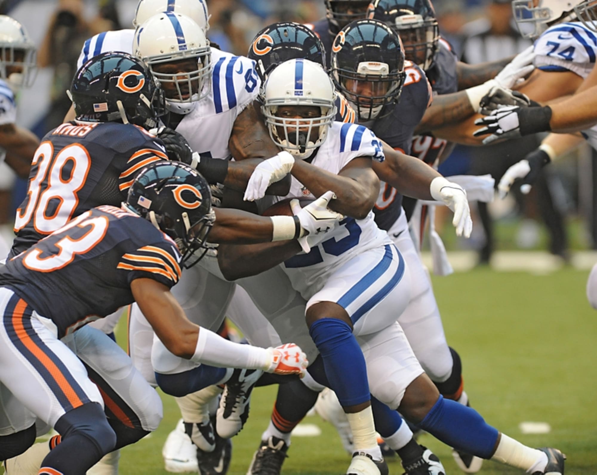 Chicago Bears vs. Indianapolis Colts Who Has the Advantage?