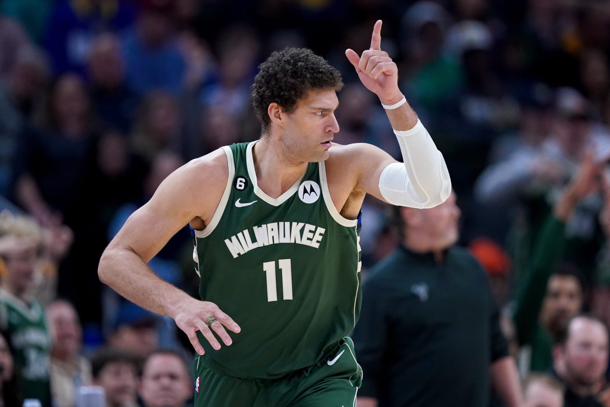 3 teams that could steal Brook Lopez from the Bucks this off-season ...
