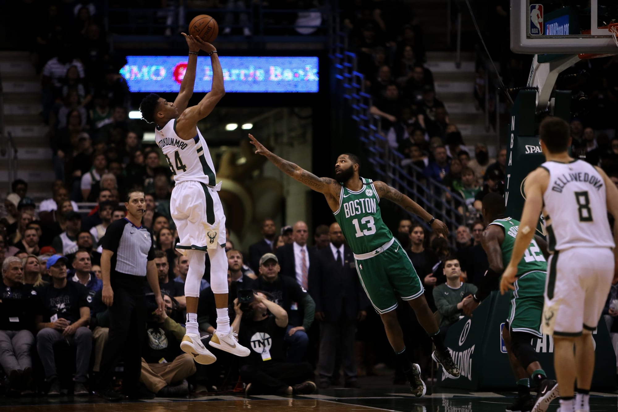 WATCH Giannis Antetokounmpo Makes An Insane Number Of Three's In A Row