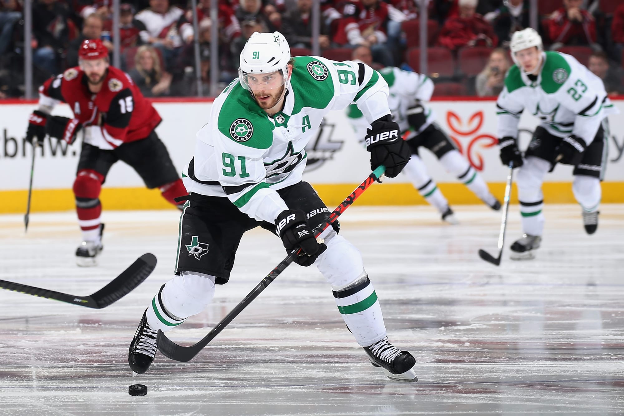 What forwards could the Dallas Stars target in free agency?