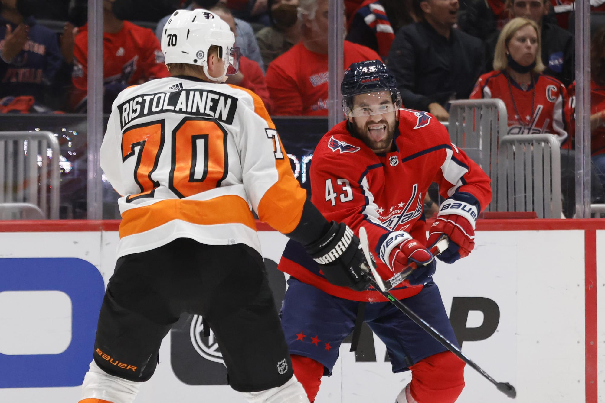 Flyers hitting the nation's capital for a date with Washington
