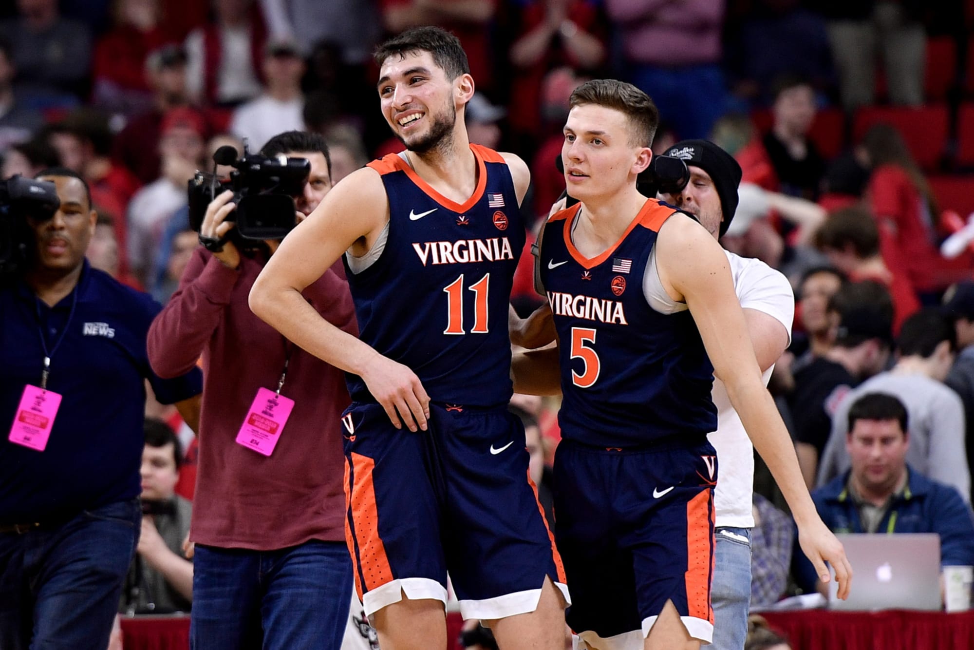 Virginia Basketball Record night for Cavaliers in blowout win at Syracuse