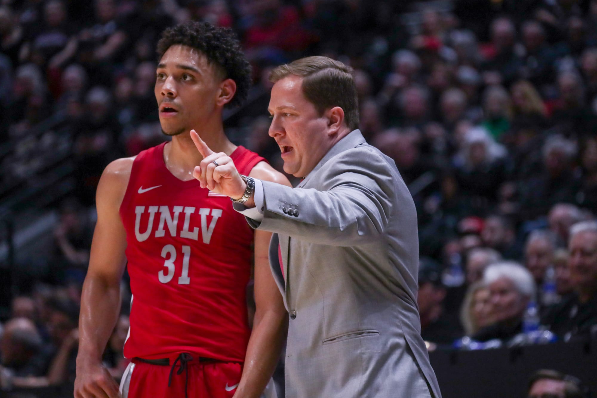 UNLV Basketball: Rebels score on recruiting trail with PG Zaon Collins