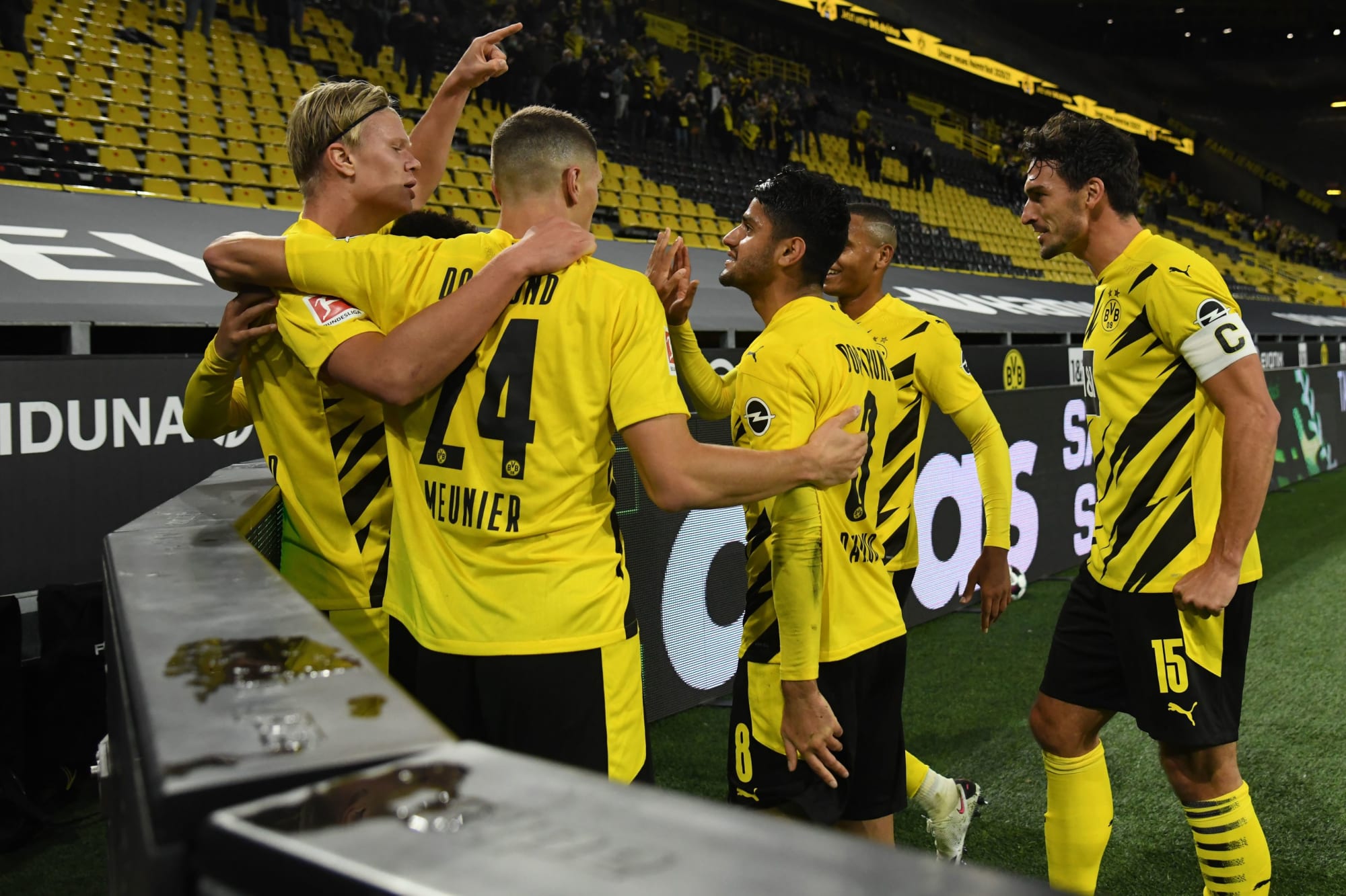 Borussia Dortmund 3-0 Schalke 04: Takeaways from dominant derby win
