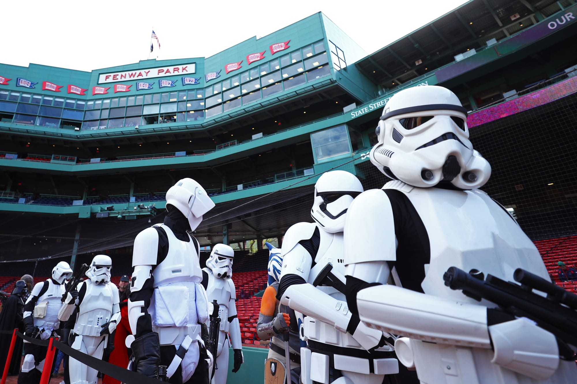 Major League Baseball embraces Star Wars The Last Jedi