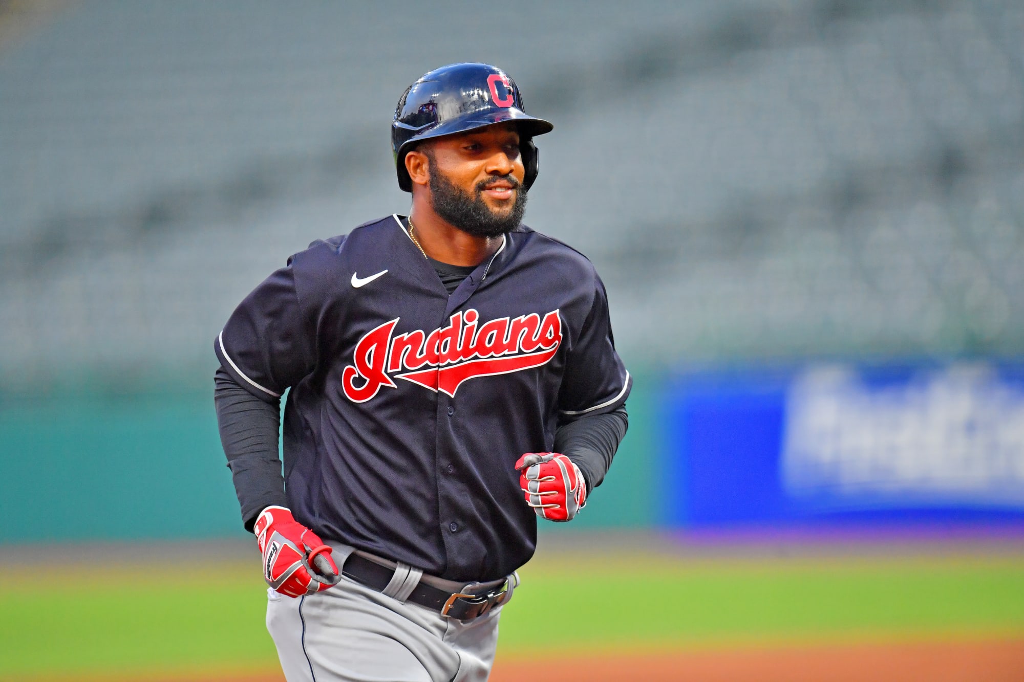 Cleveland Indians: Domingo Santana is off to Japan for the 2021 season
