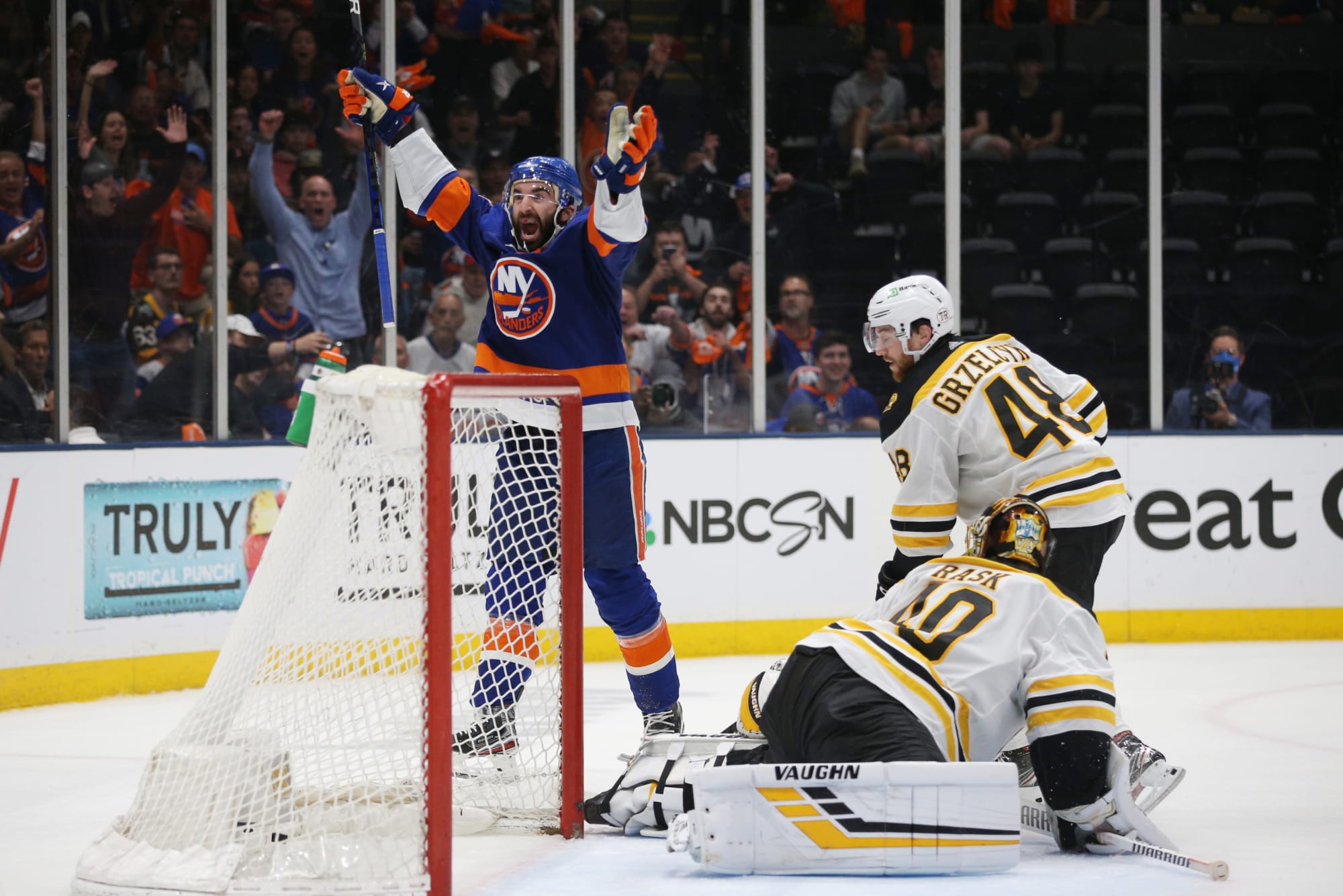 Boston Bruins Eliminated With Game 6 Loss to Islanders