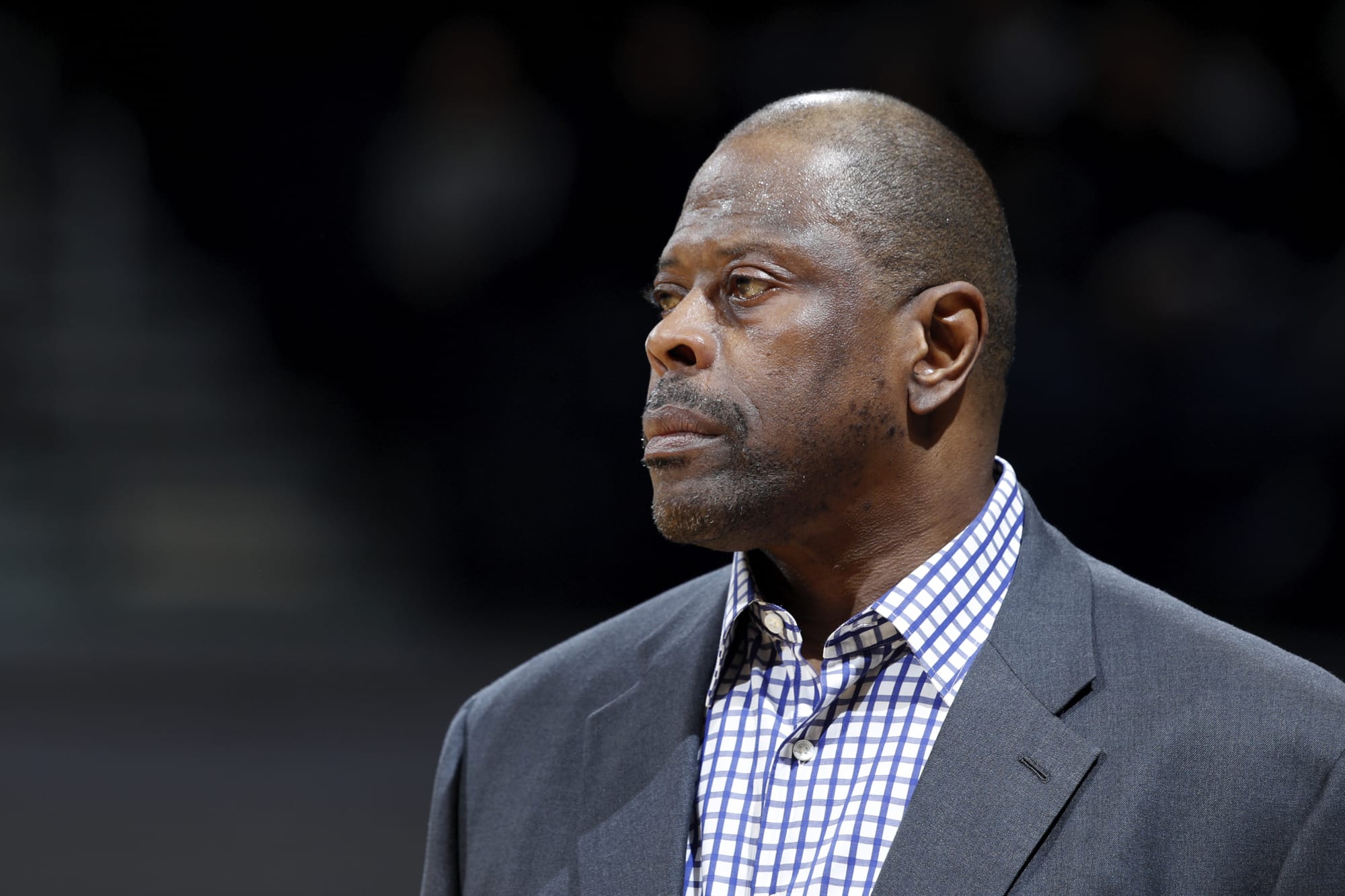 NY Knicks: Patrick Ewing takes high road in response to Oakley criticism
