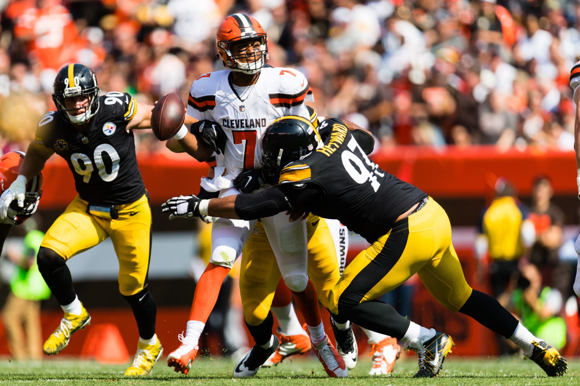 Cleveland Browns NFL gives Steelers a slap on wrist for penalties