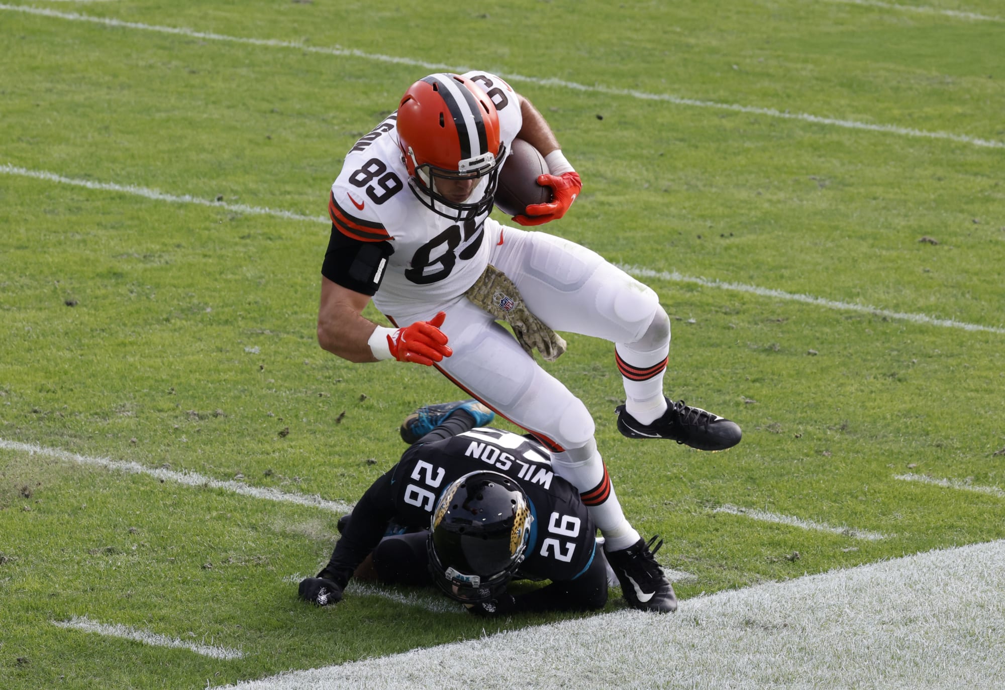 Two Cleveland Browns players experience preseason accidents