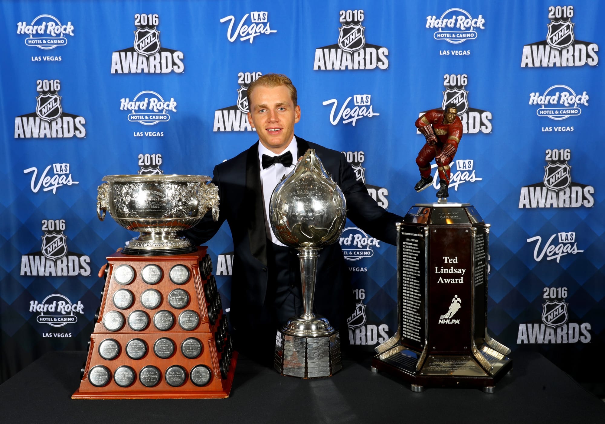 Nhl Awards 2021 Winners 2021 NHL Awards Conor McDavid takes dwelling