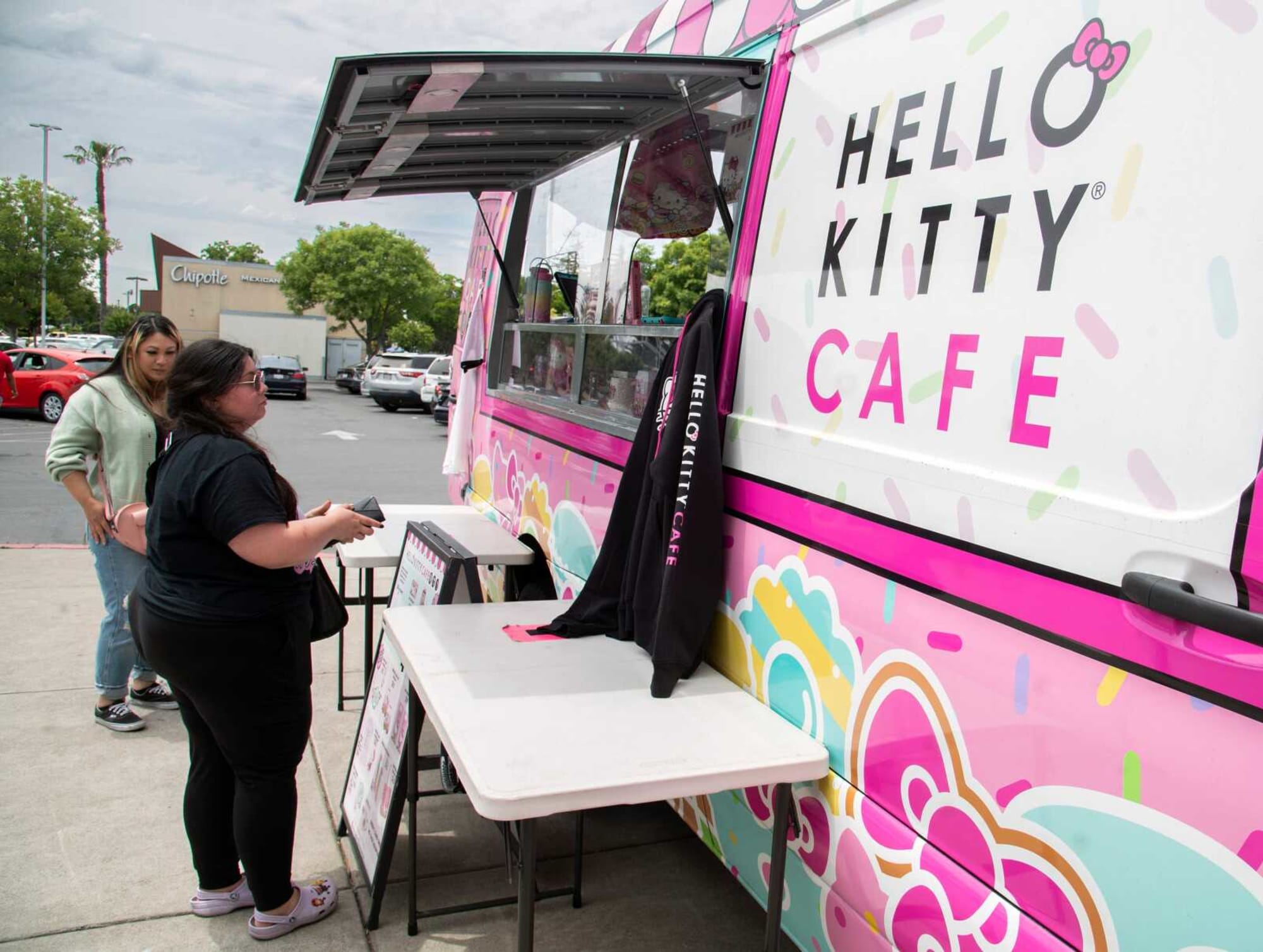 The Hello Kitty Cafe Truck is a must for Sanrio fans