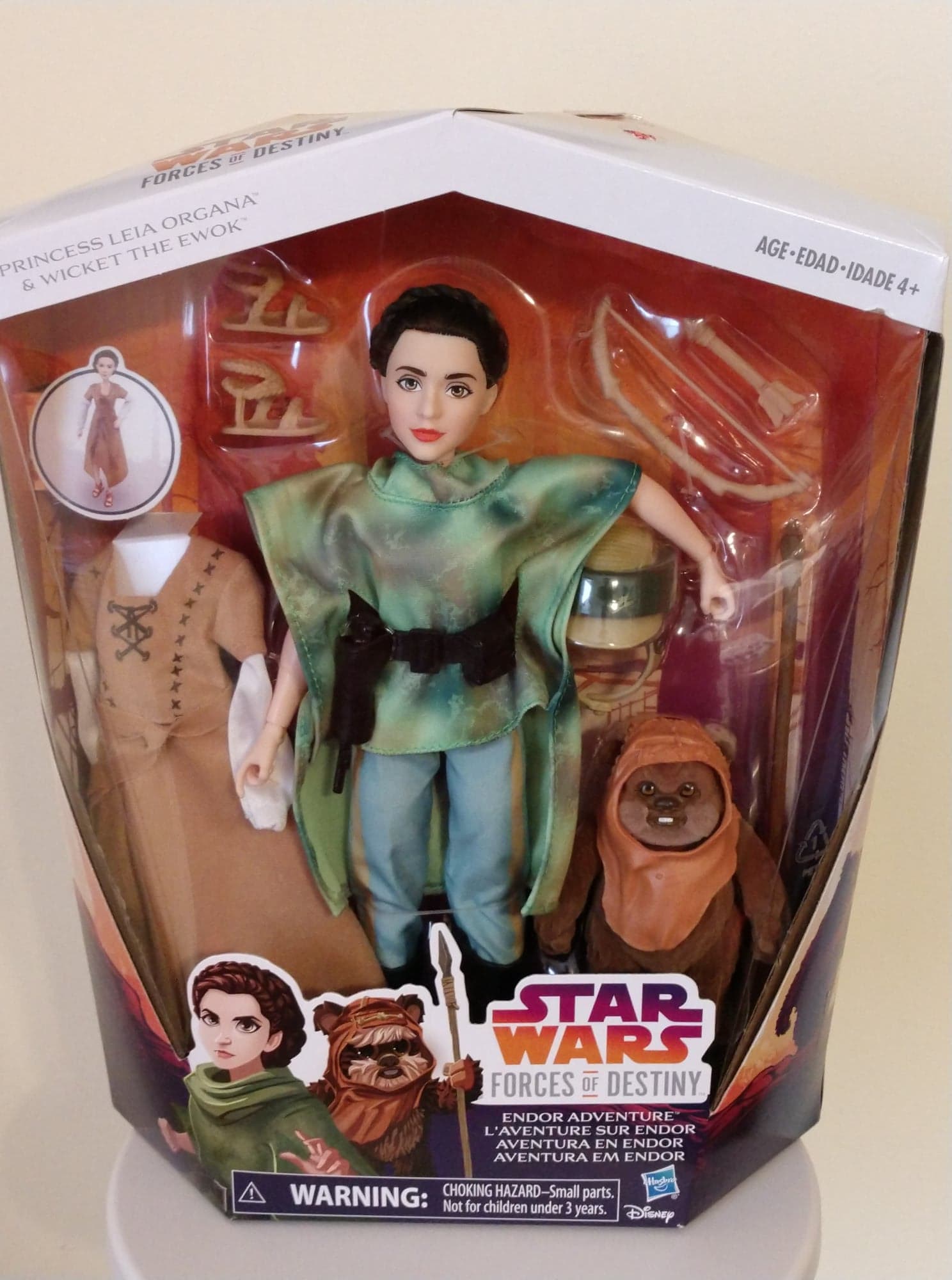 A look at the Star Wars Forces of Destiny: Endor Adventure toy