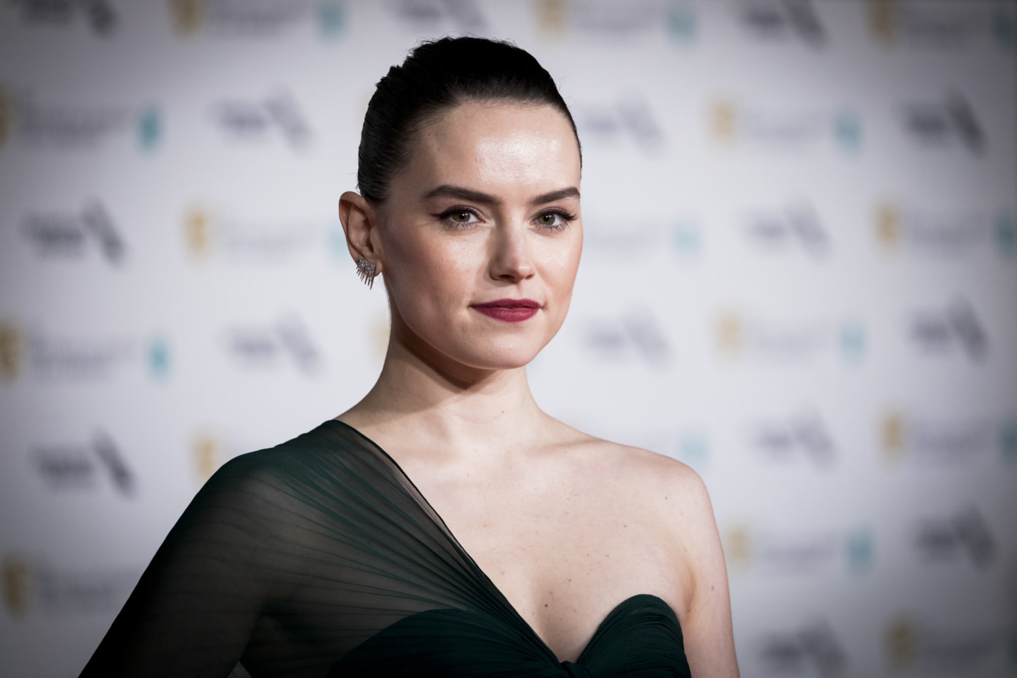 Daisy Ridley net worth How much is the Star Wars actress worth?
