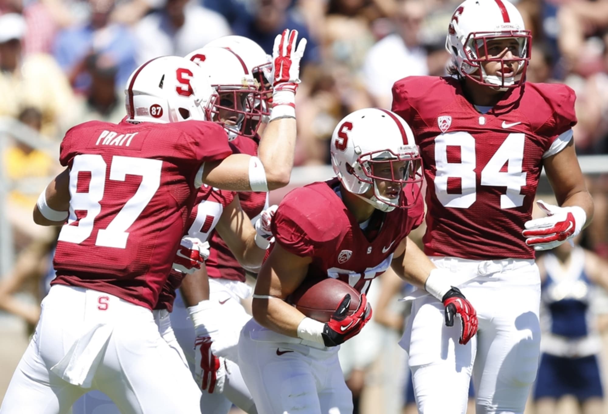 Stanford Takes 70 Lead On Christian McCaffrey TD Catch (Video)