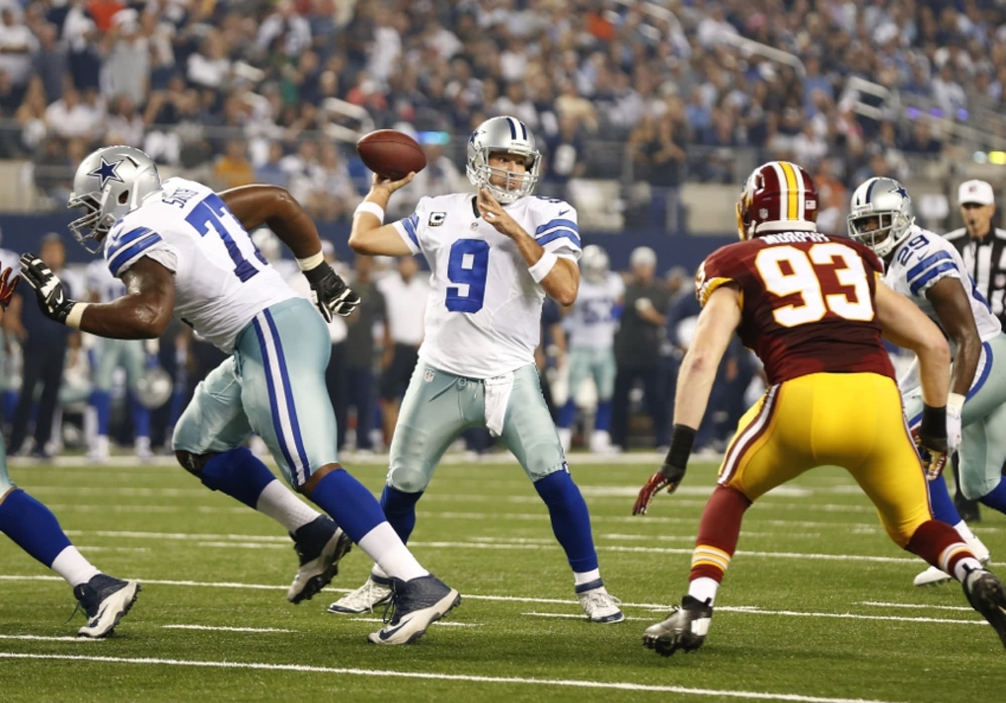 Dallas Cowboys To Play Starters Despite Clinchiing Playoffs