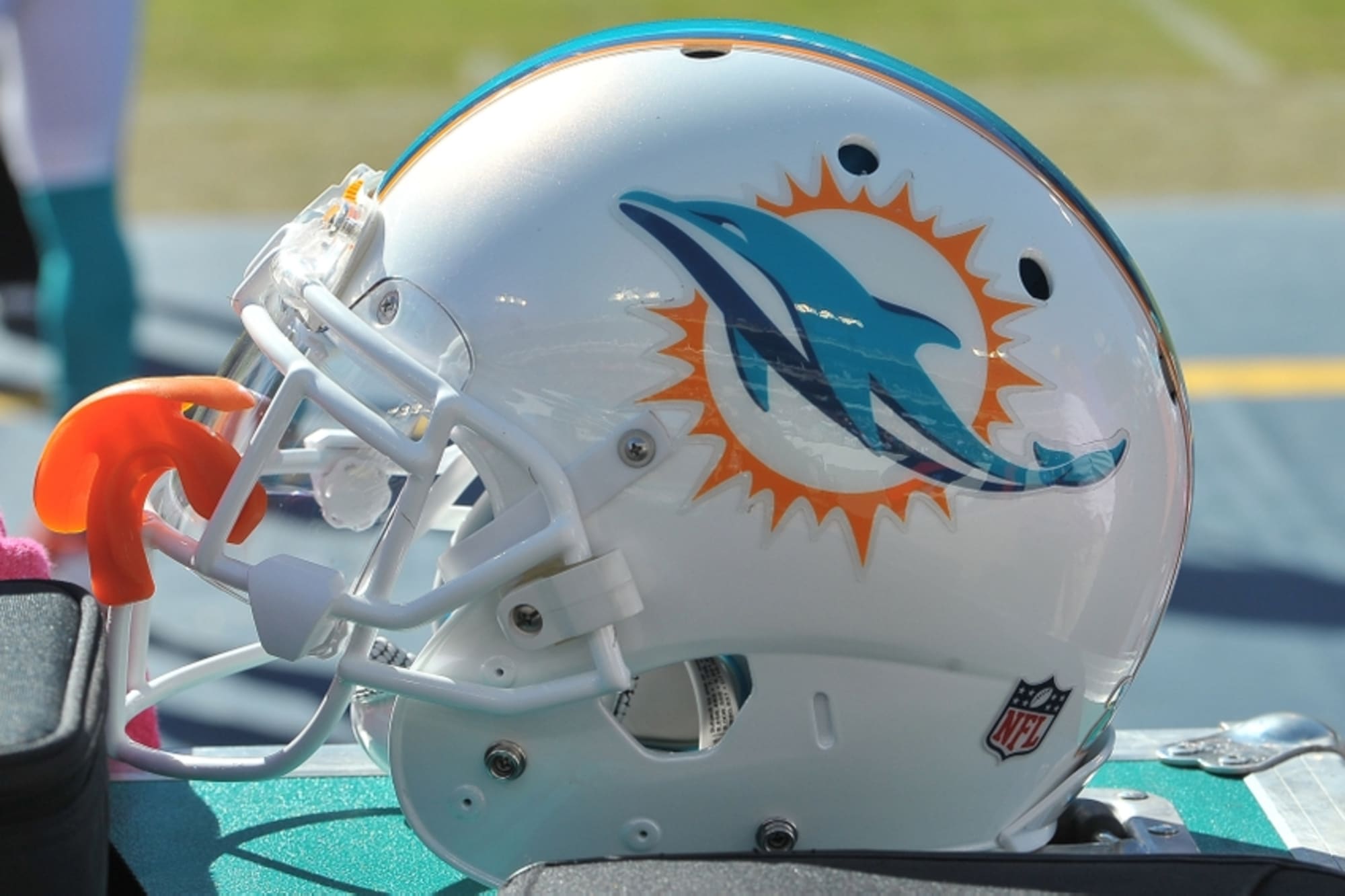 Dolphins to hold no practices during rookie minicamp