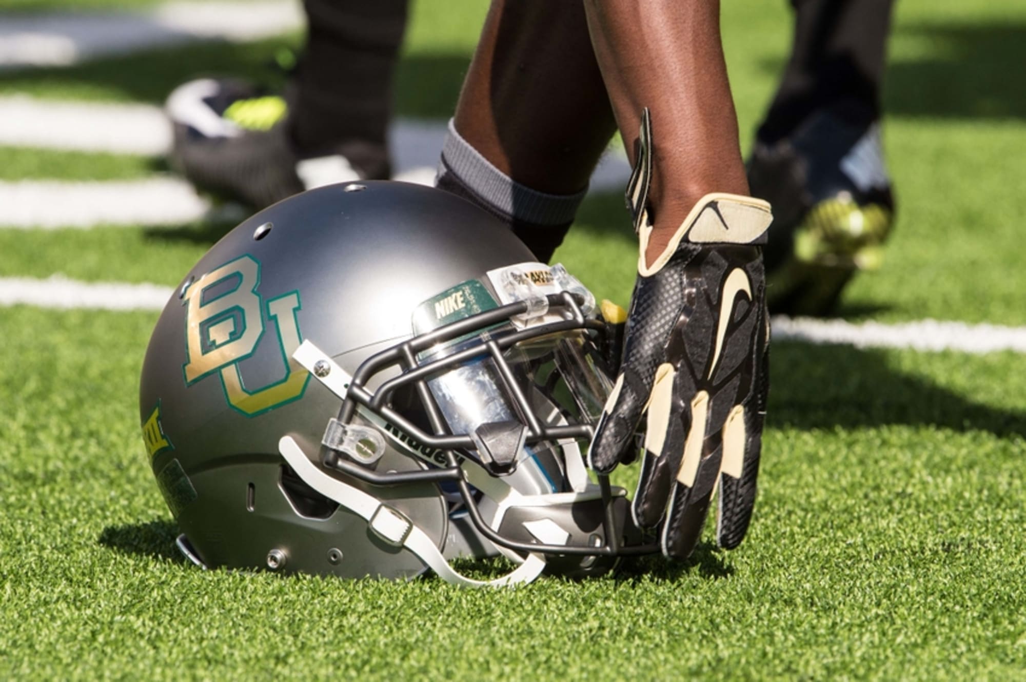 Baylor Football uniforms for 2016 opener to be decided by fan vote