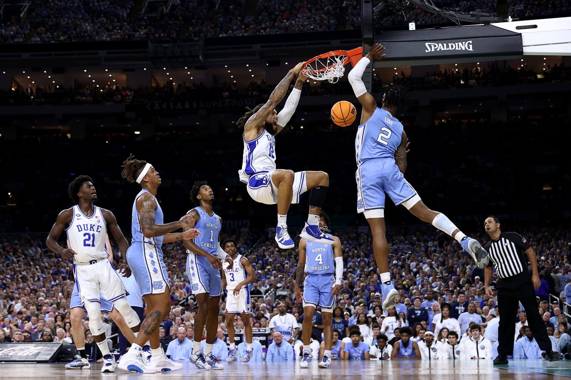 Photo of 39 most iconic sports photos from March Madness and Getty Images
