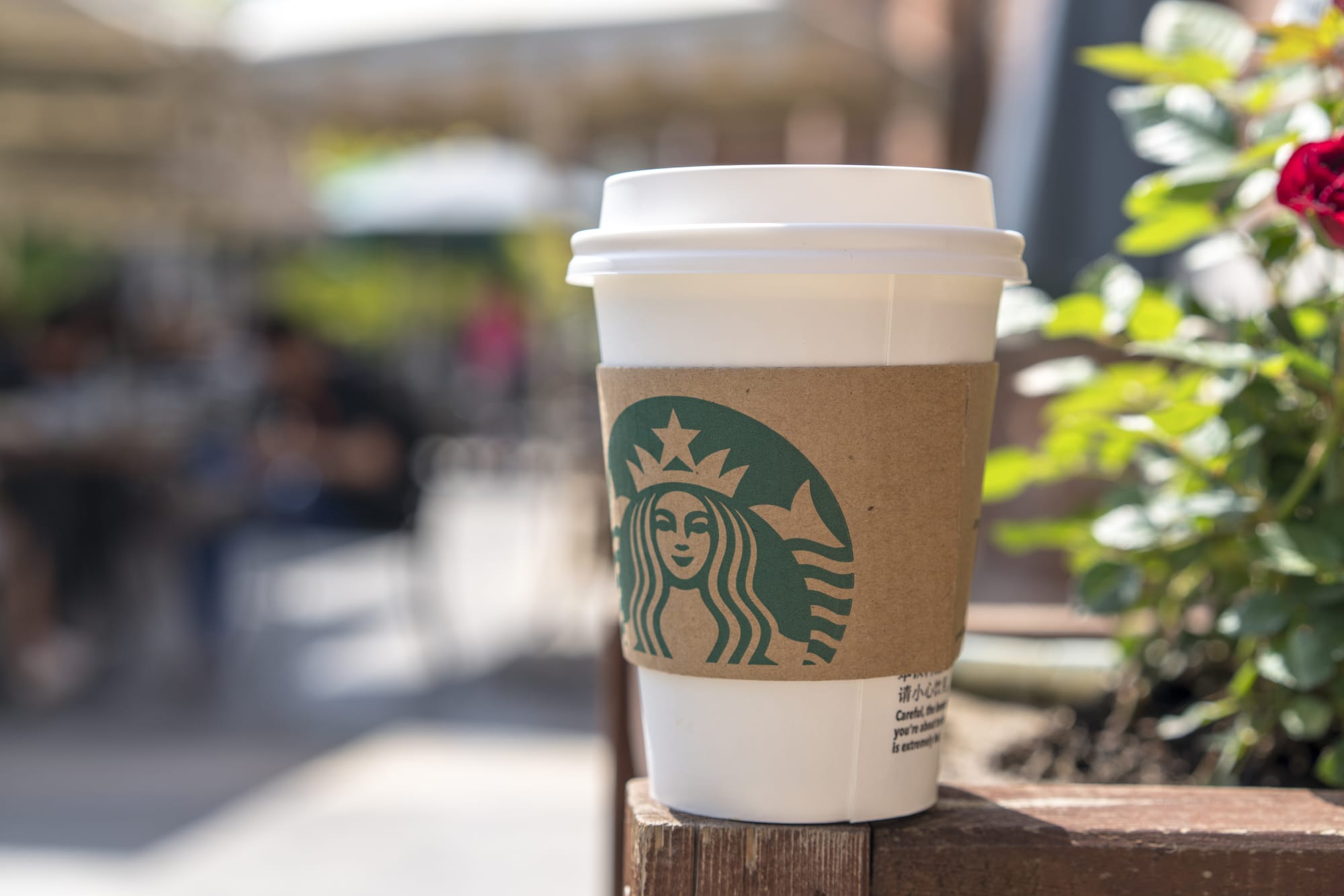 Is Starbucks open on Memorial Day?