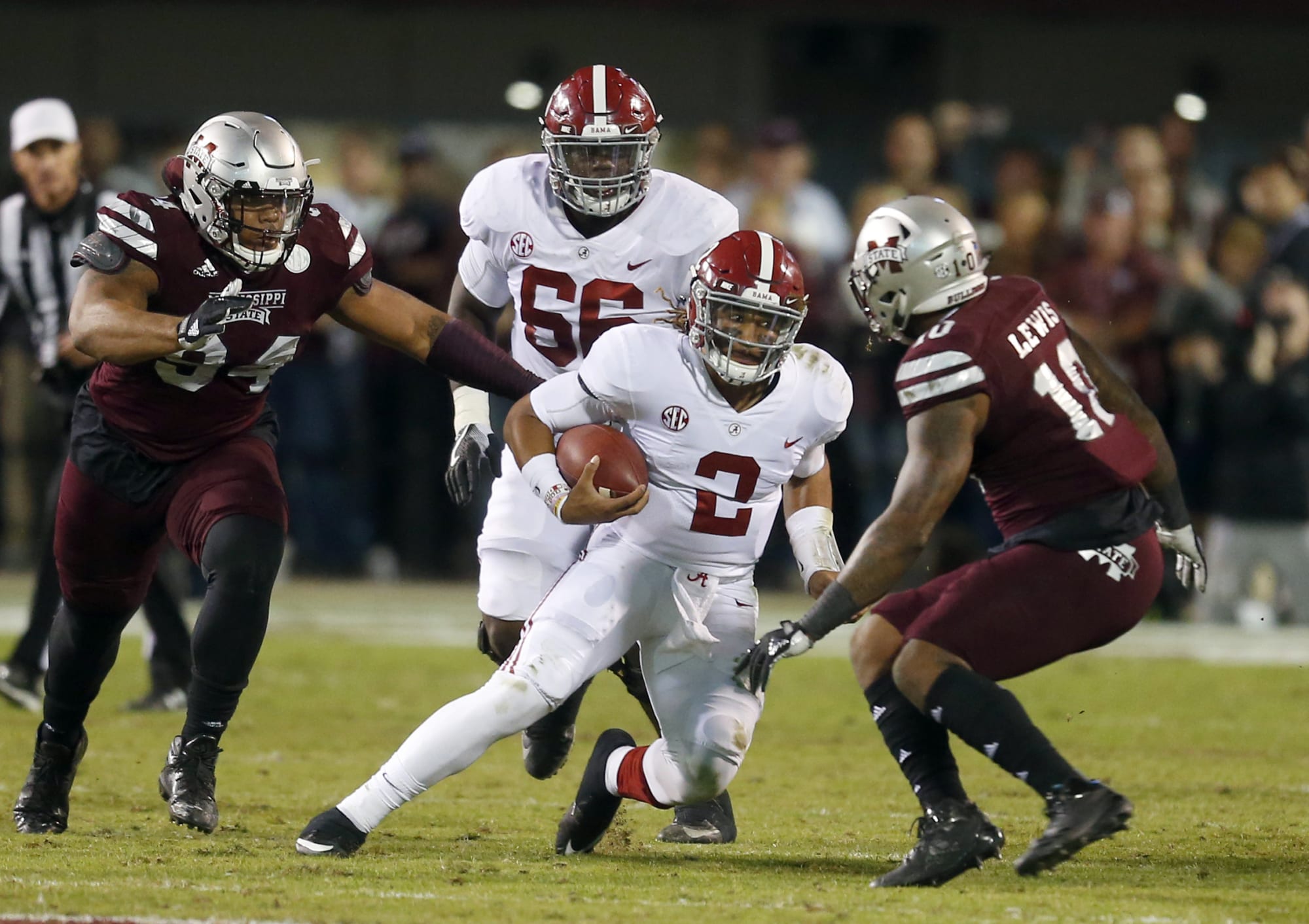 Alabama saves undefeated season with late TD vs. Mississippi State
